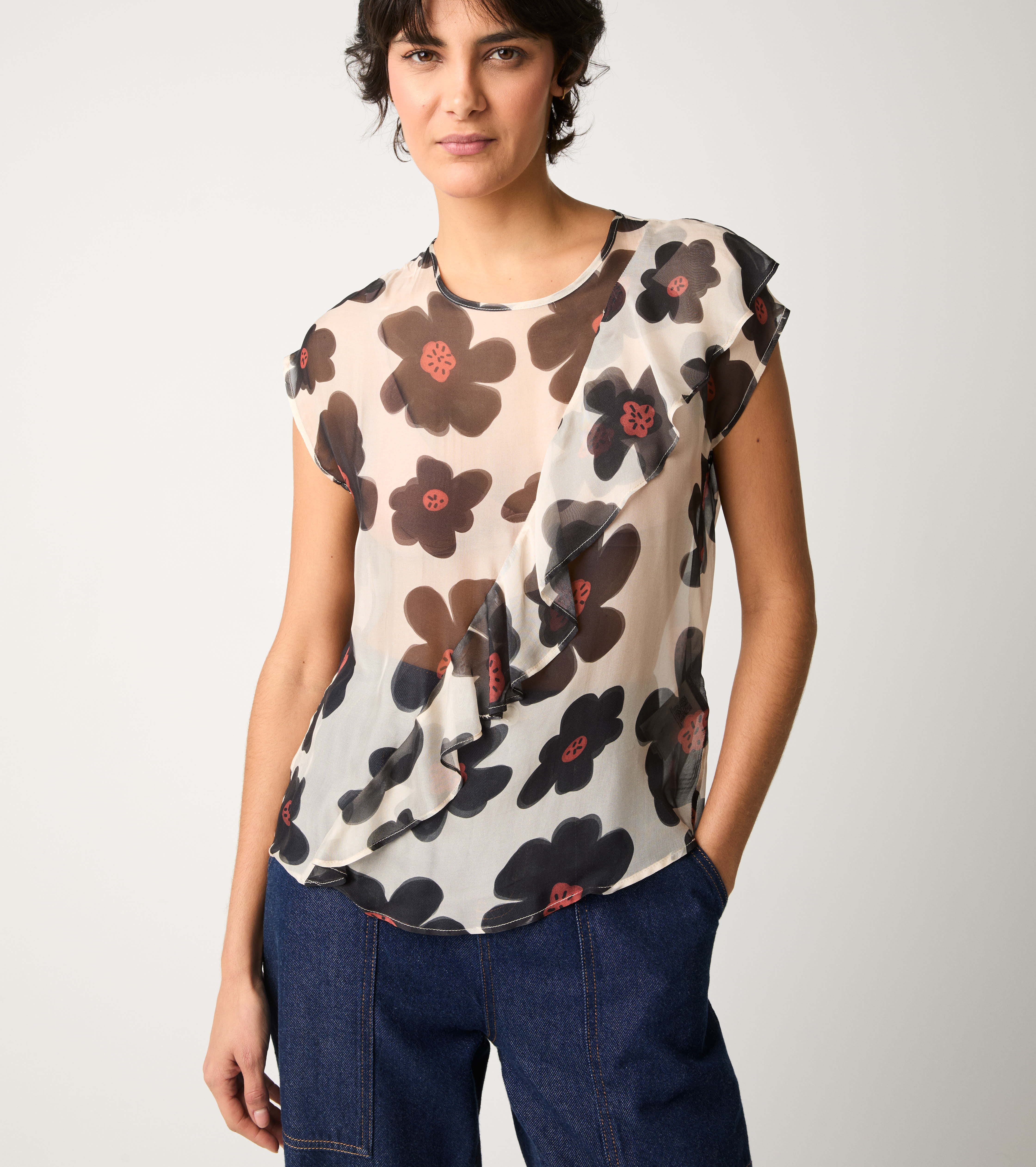 Crew-neck blouse with floral print flowers