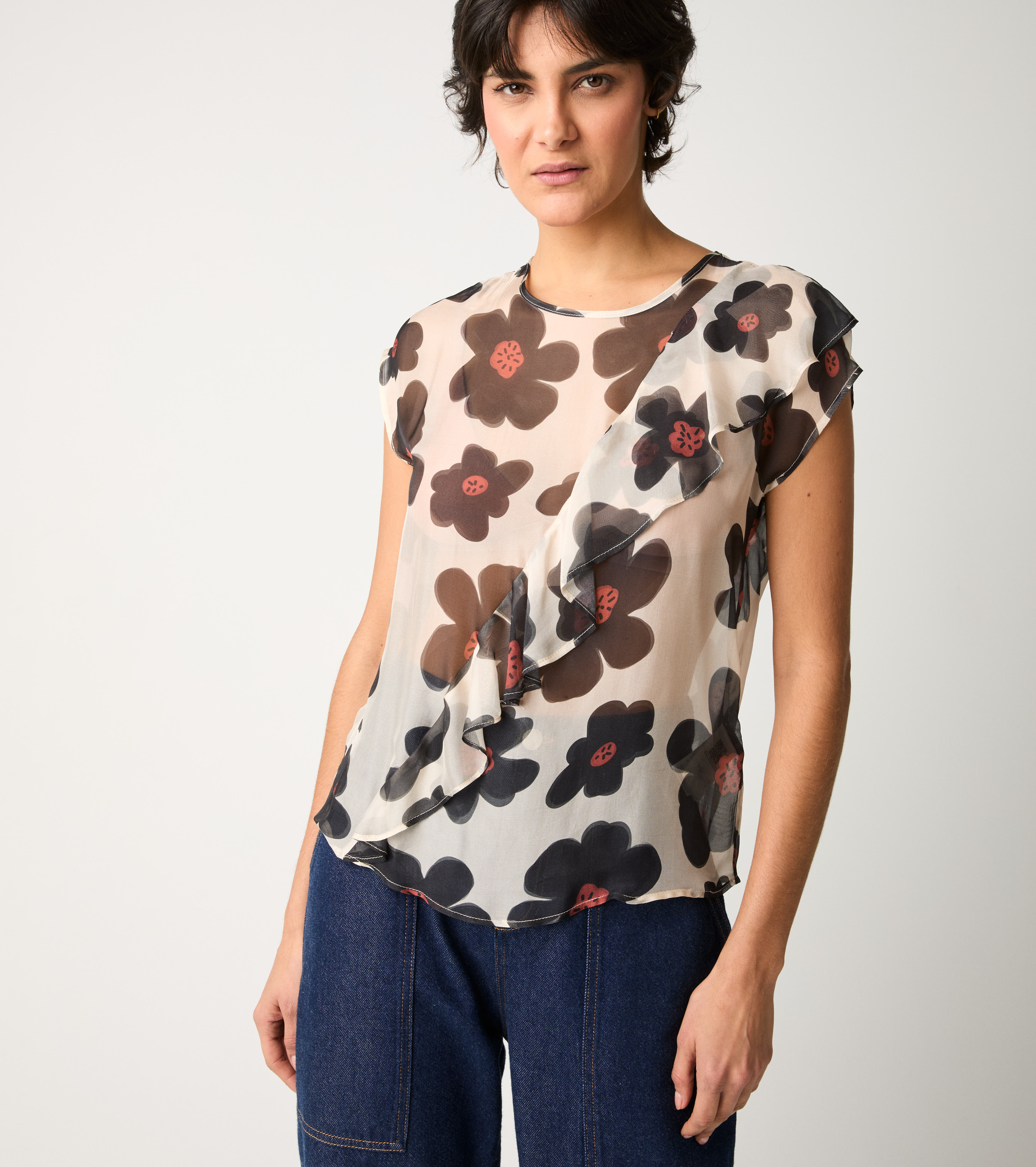 Crew-neck blouse with floral print flowers