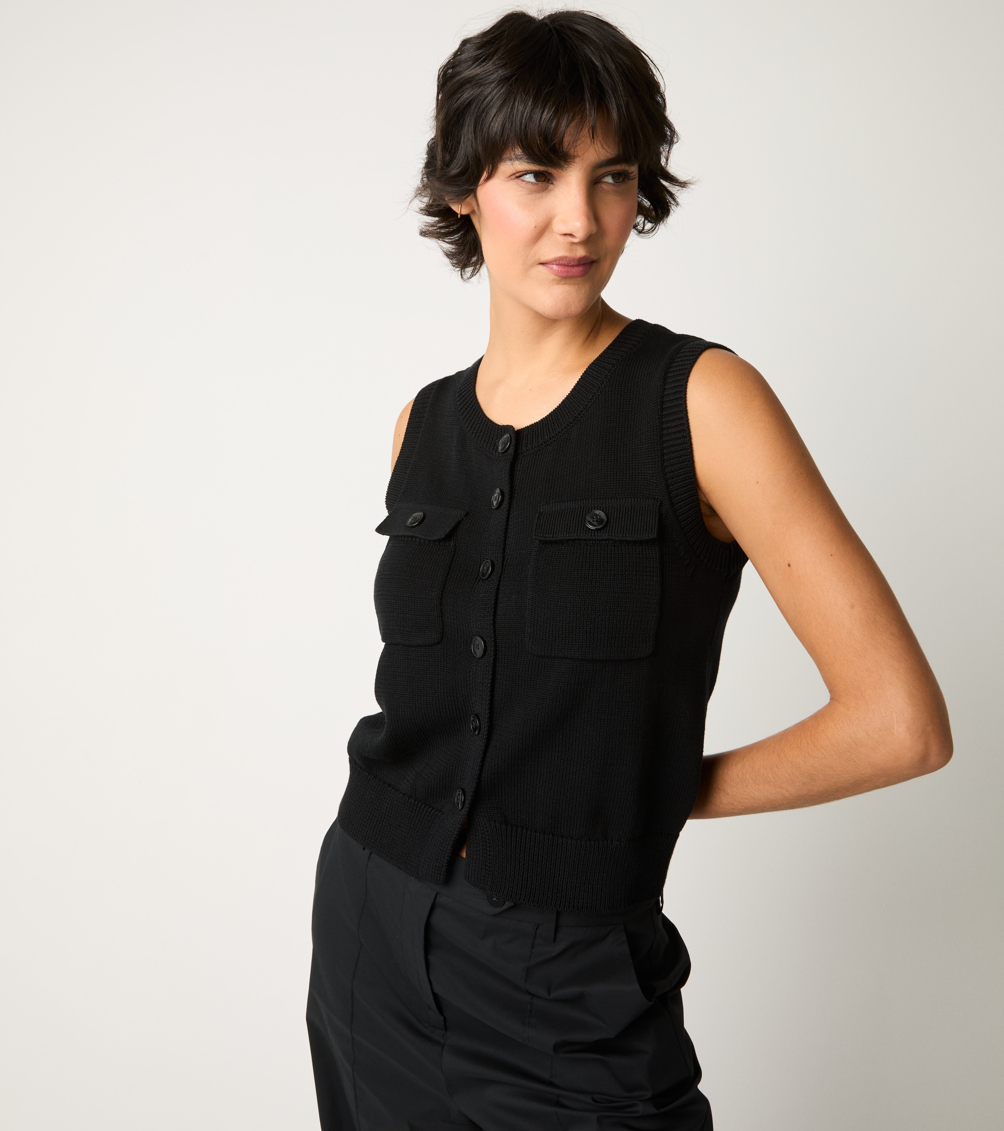 Gilet in maglia con taschini nero