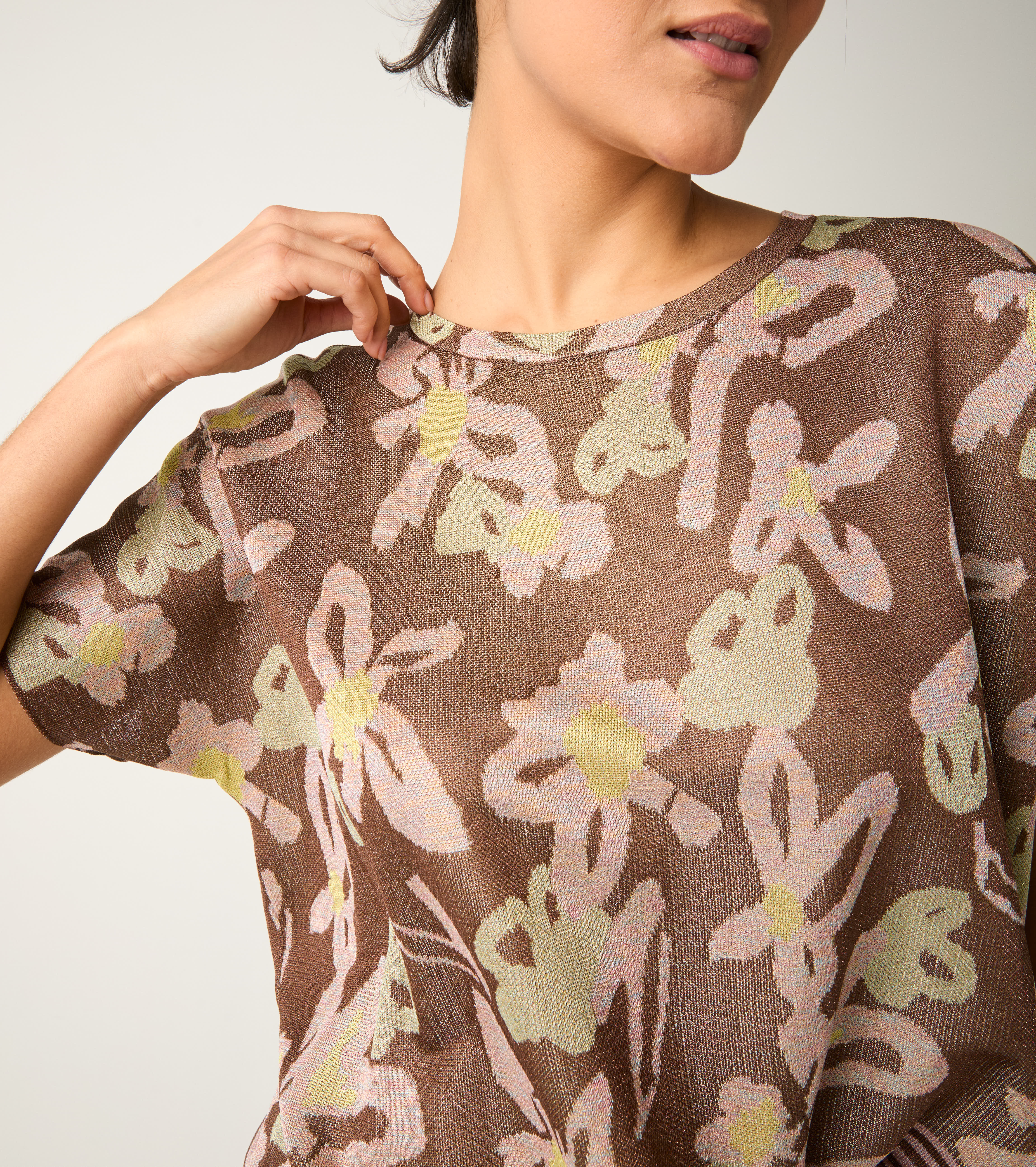 Jacquard T-shirt with short copper sleeves