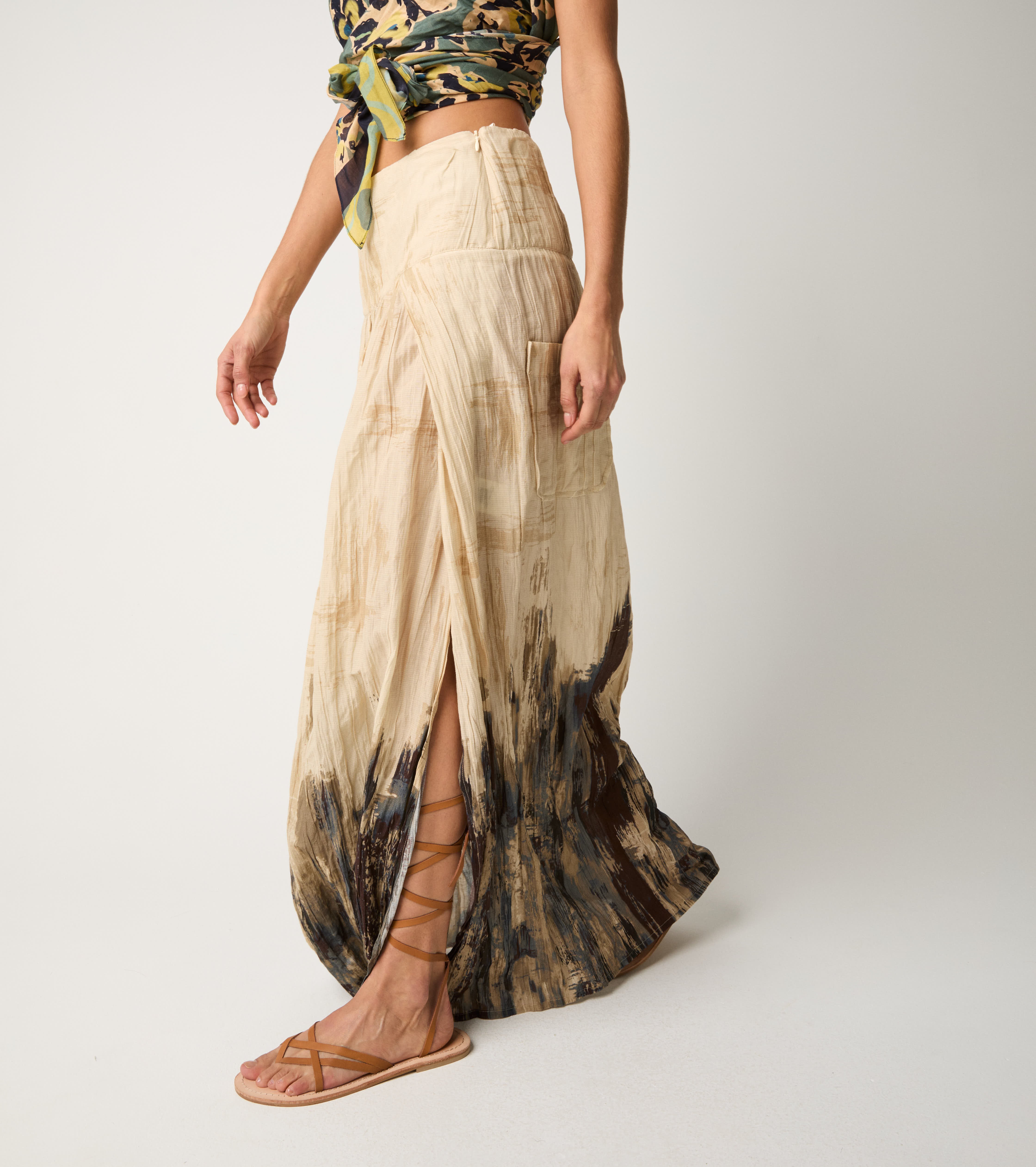 Gonna lunga con spacco spennellate