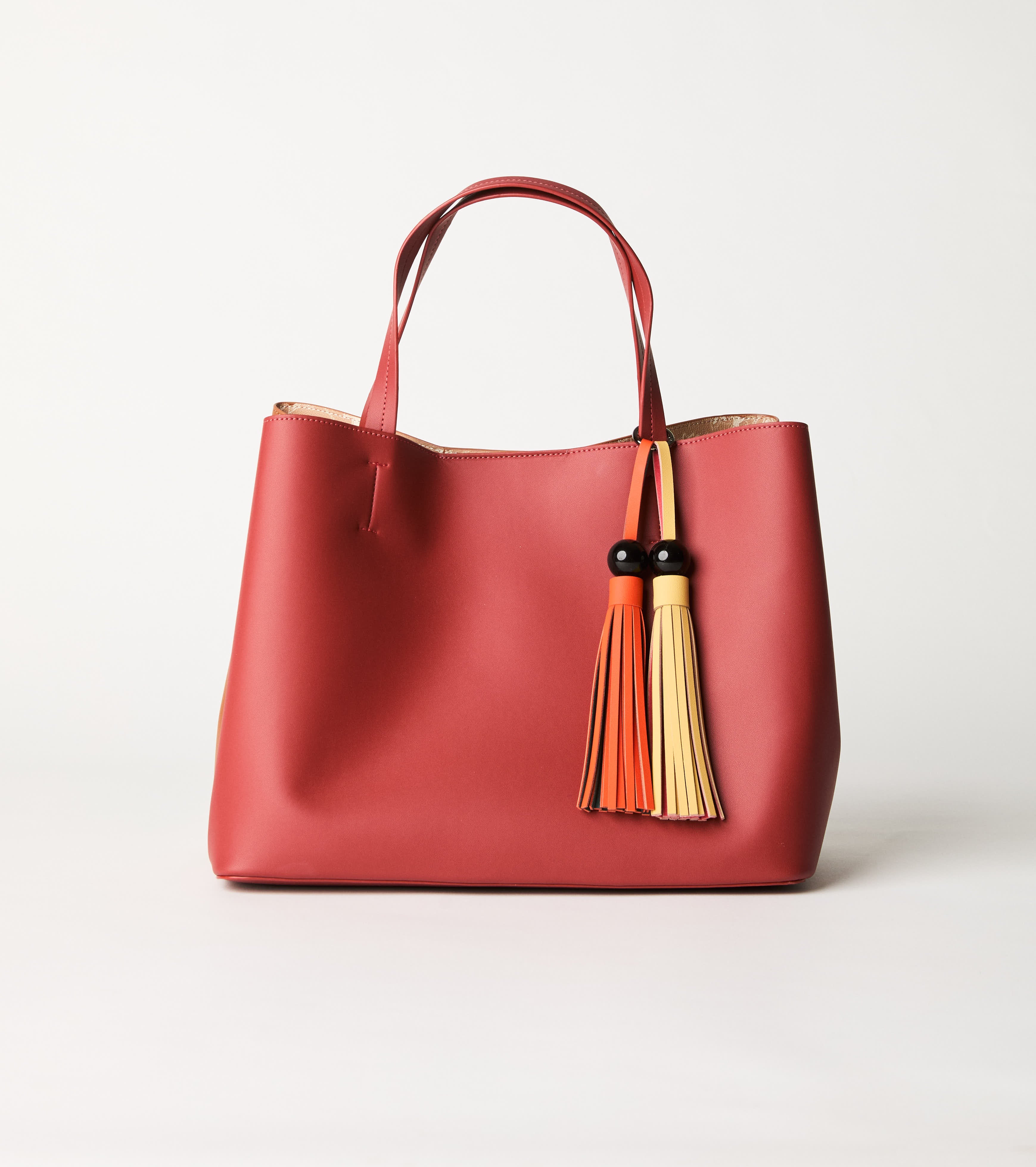 Borsa shopping con charms nappine nocciola