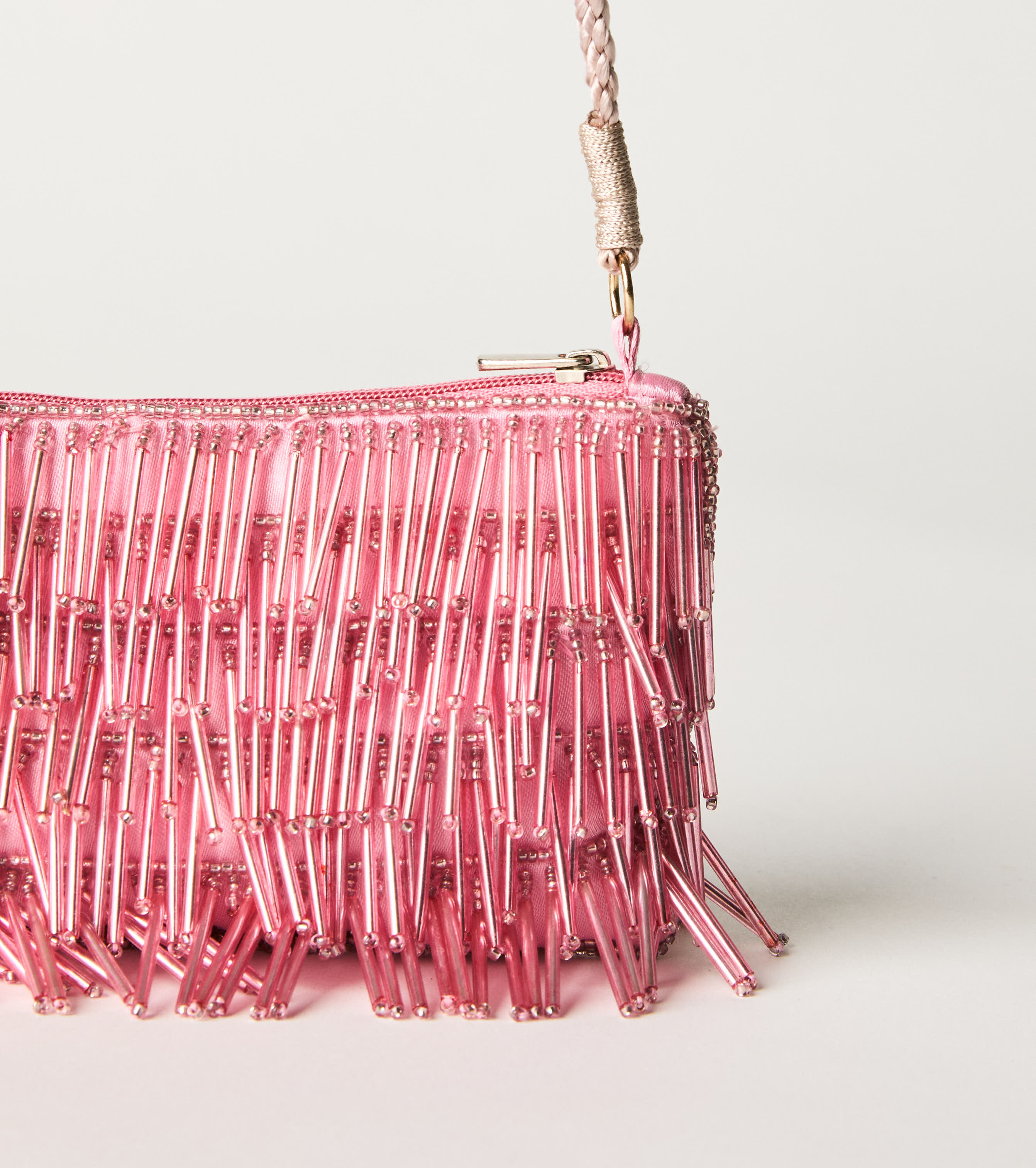 Чанта за кръст с перфорирана верига