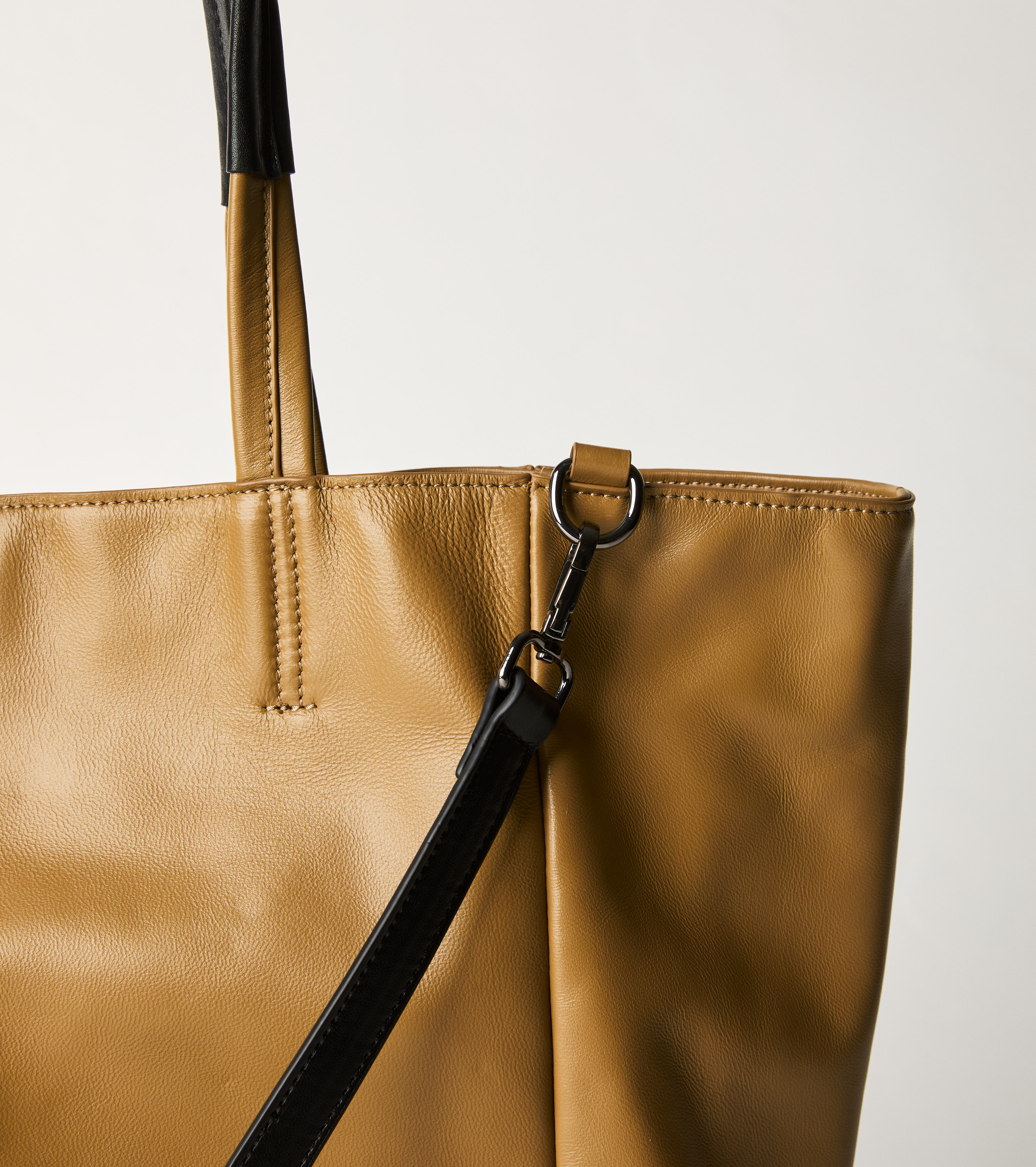 Borsa shopping in pelle bicolor nero