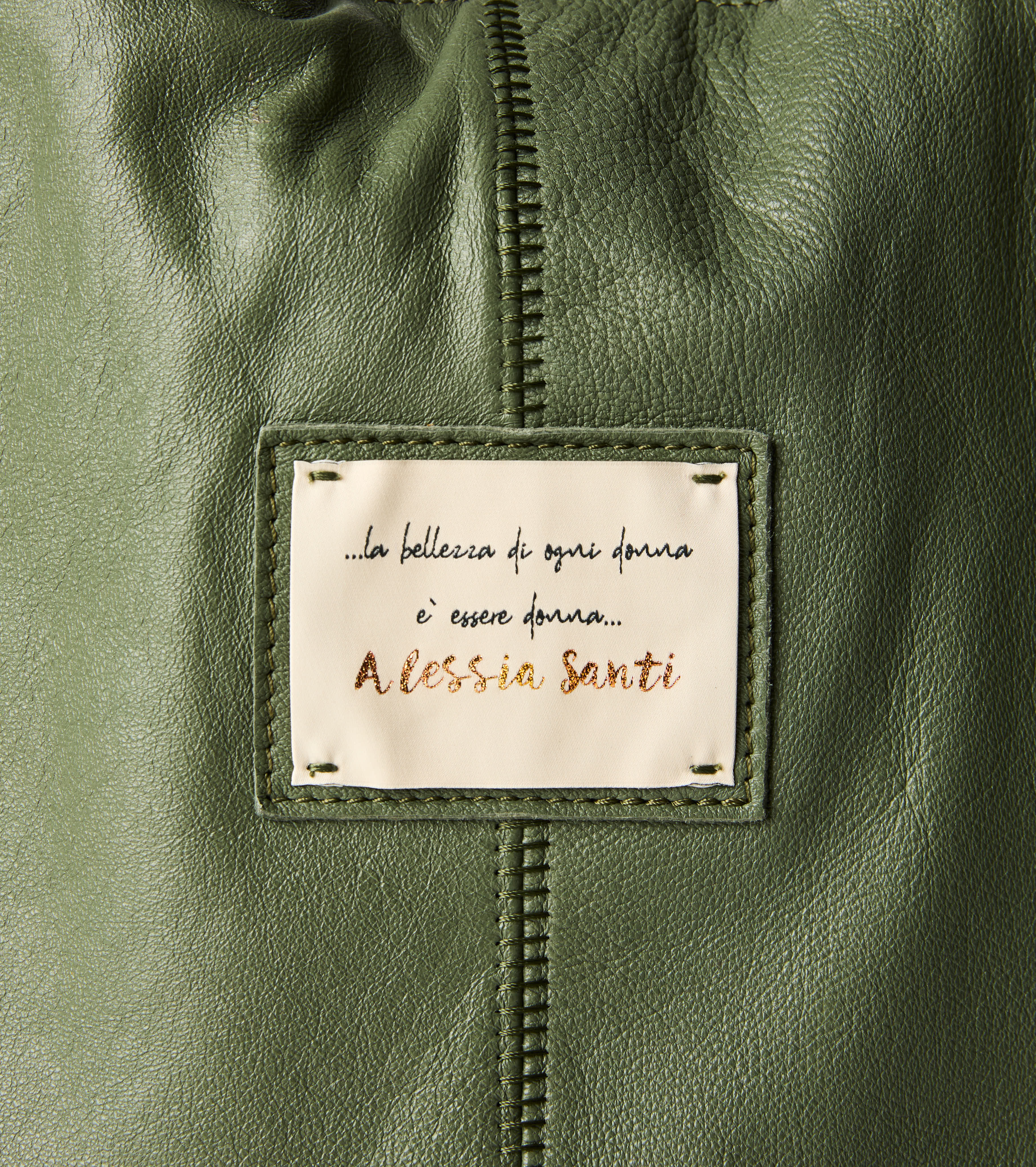 Borsa shopping con patch logata origano