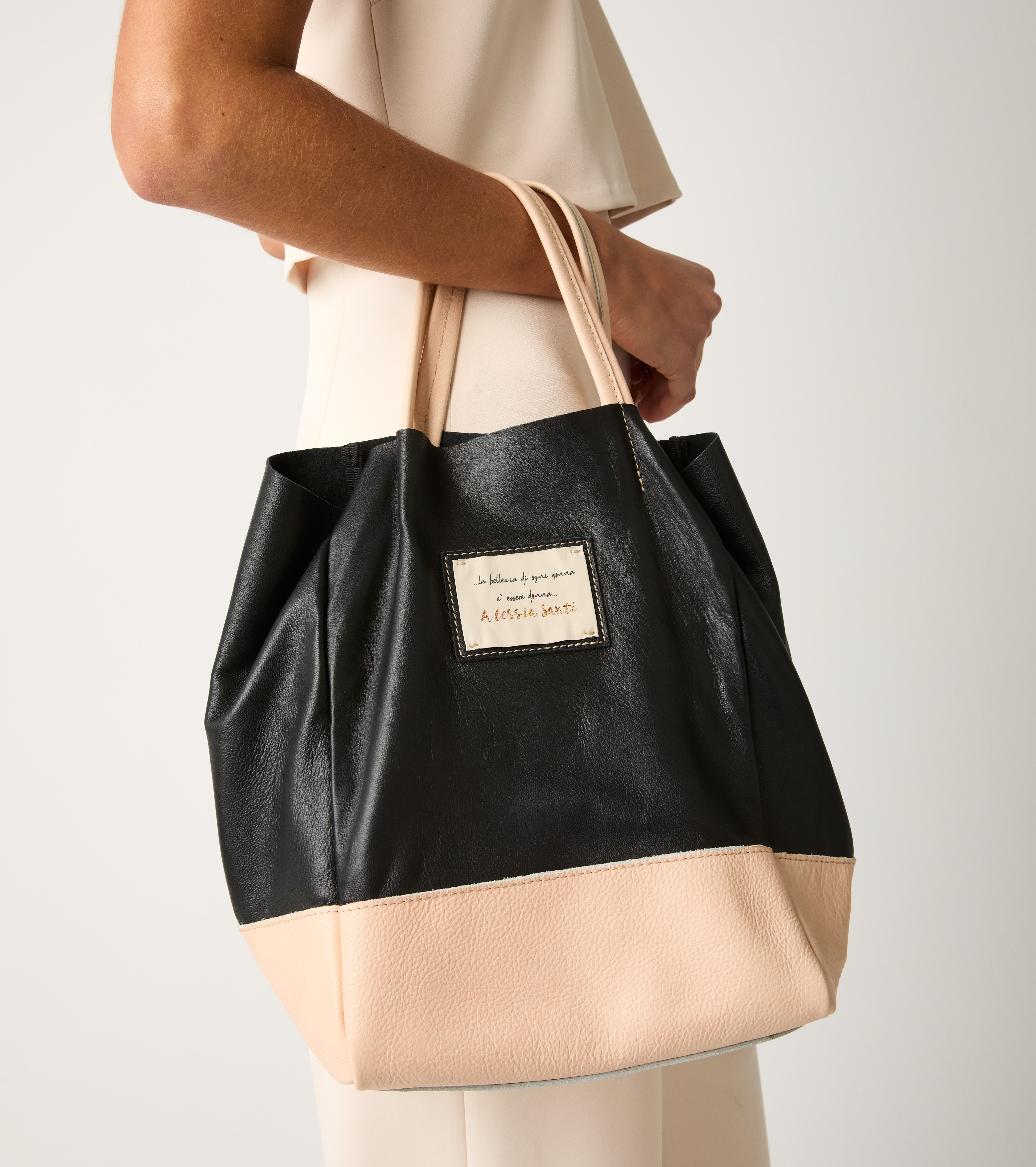 Borsa shopping con patch Alessia Santi nero
