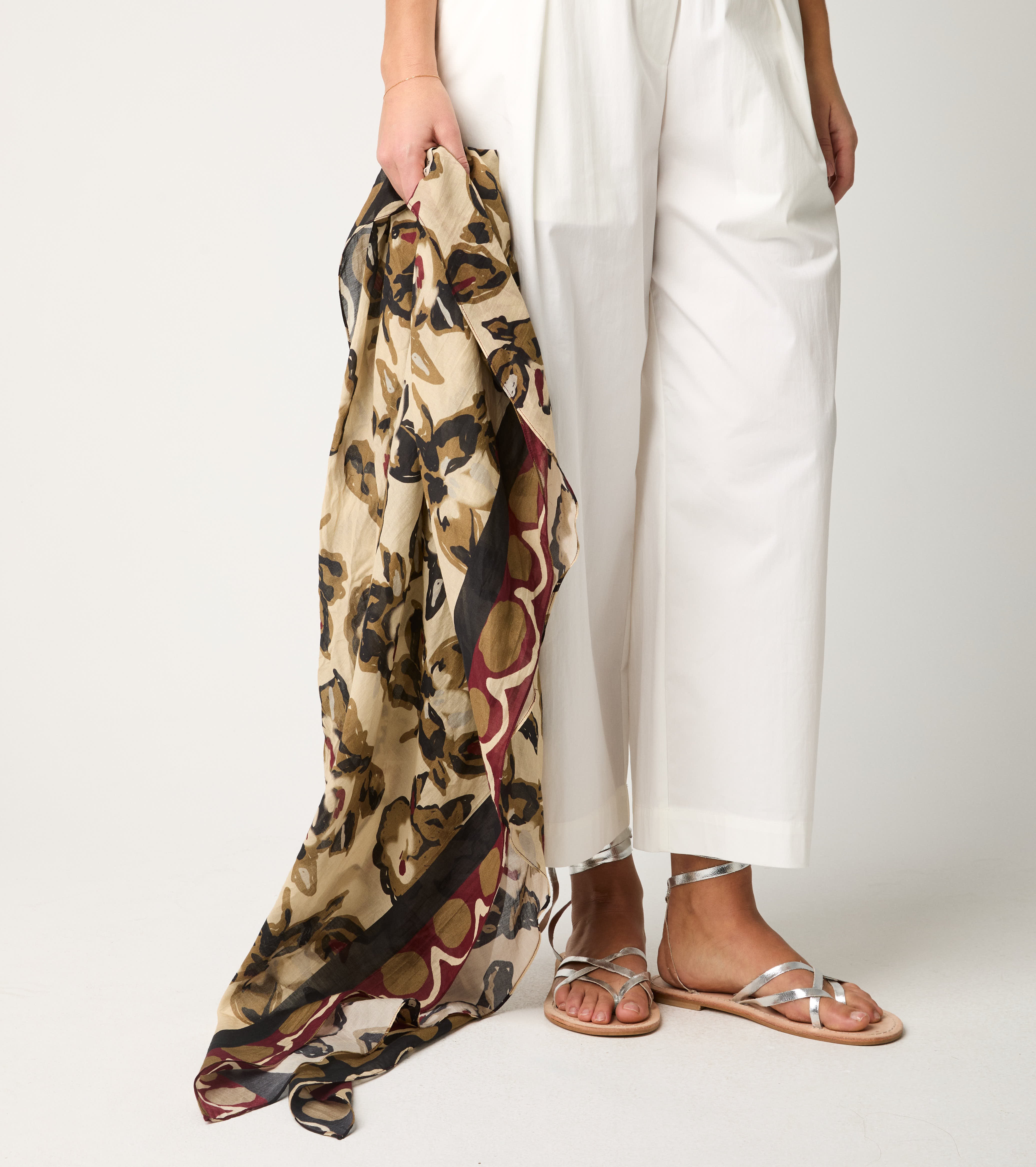 Sciarpa in misto cotone floreale fiori