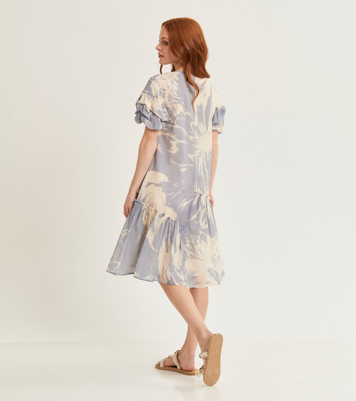 Abito da donna con stampa floreale