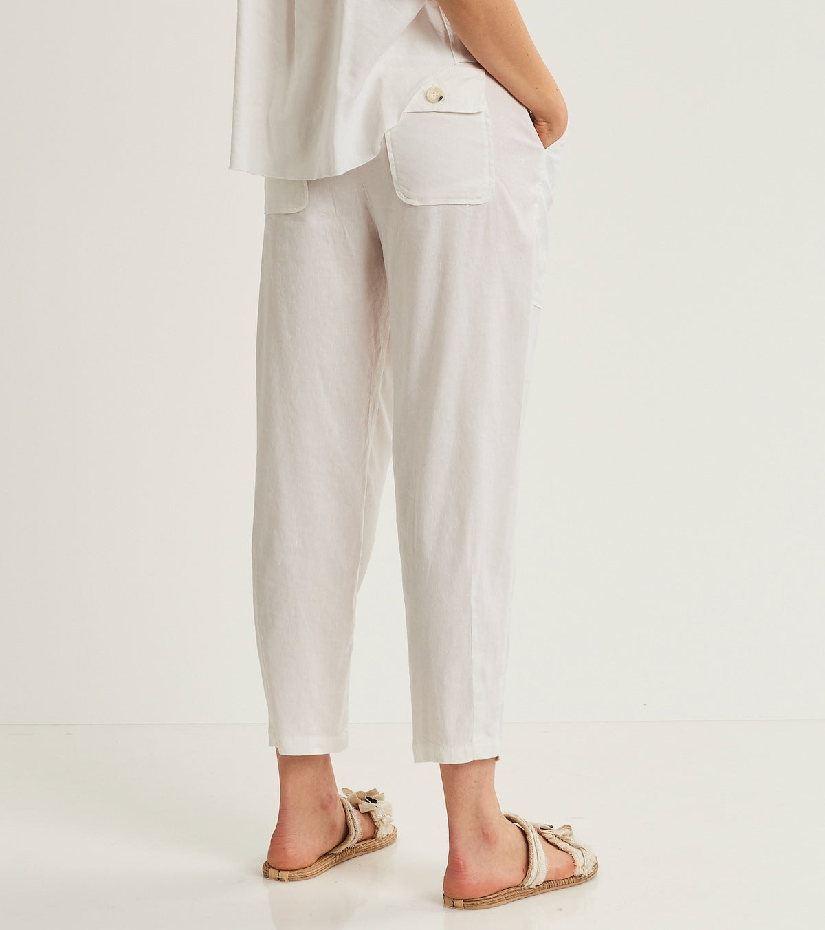 Pantaloni stretch in lino