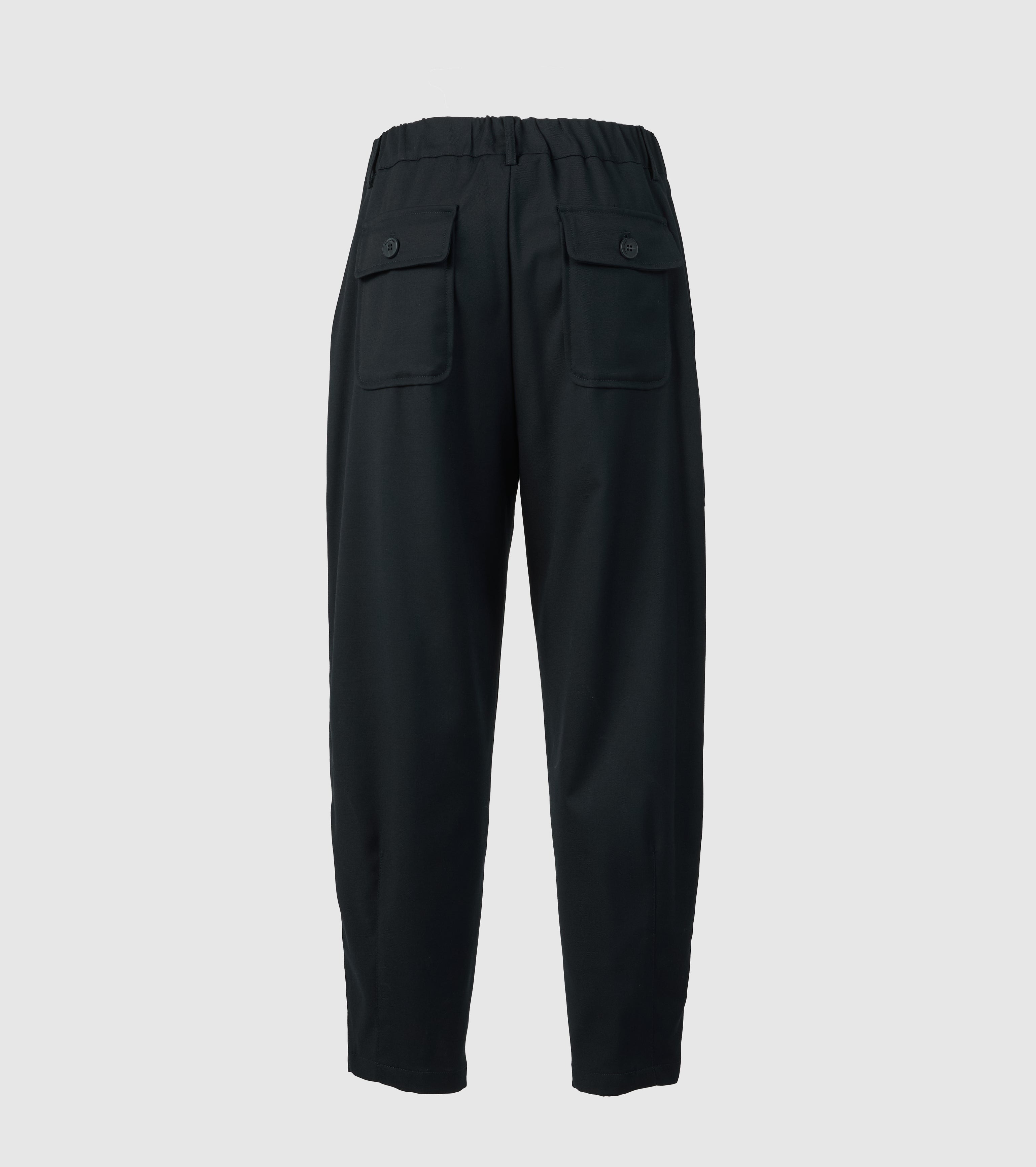 Pantaloni cropped con tasche