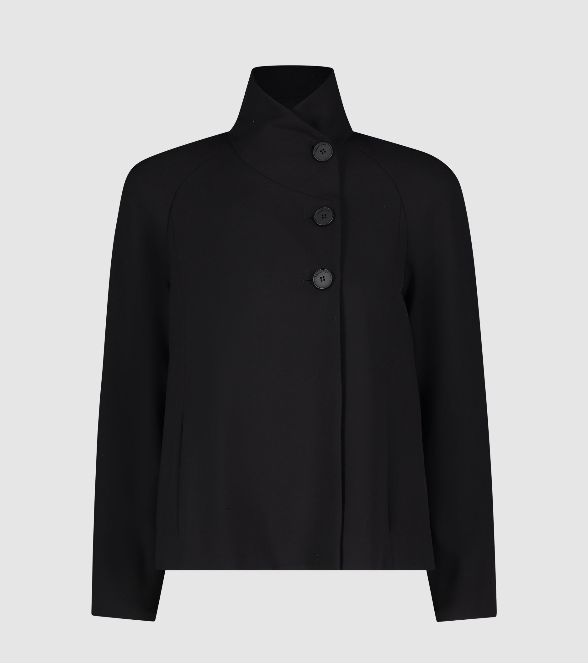 Двуредно яке с висока яка