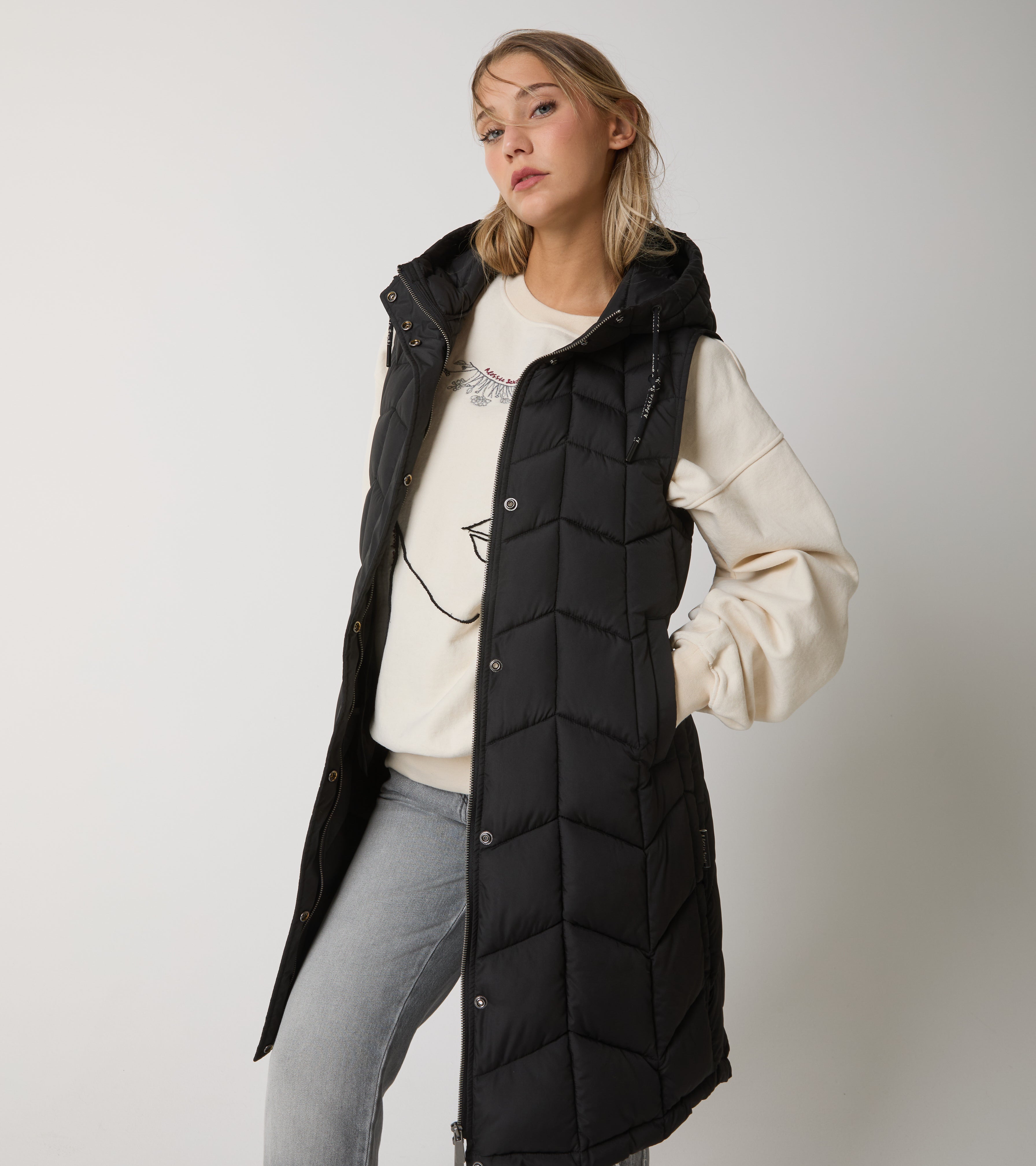 Long quilted nylon vest