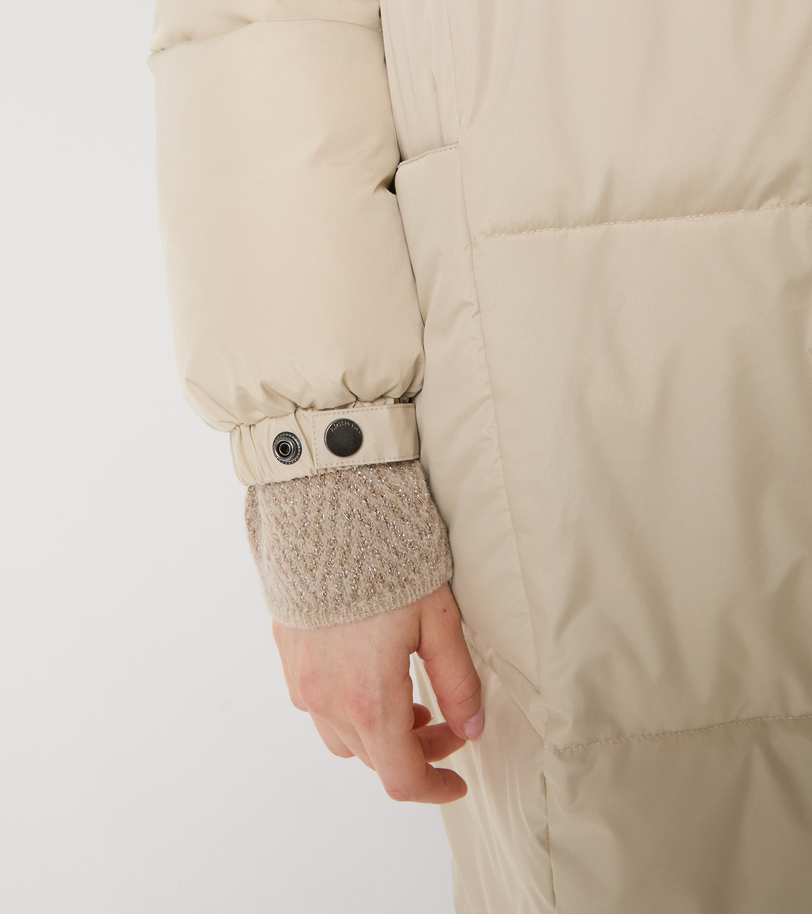 Piumino lungo in nylon con cappuccio