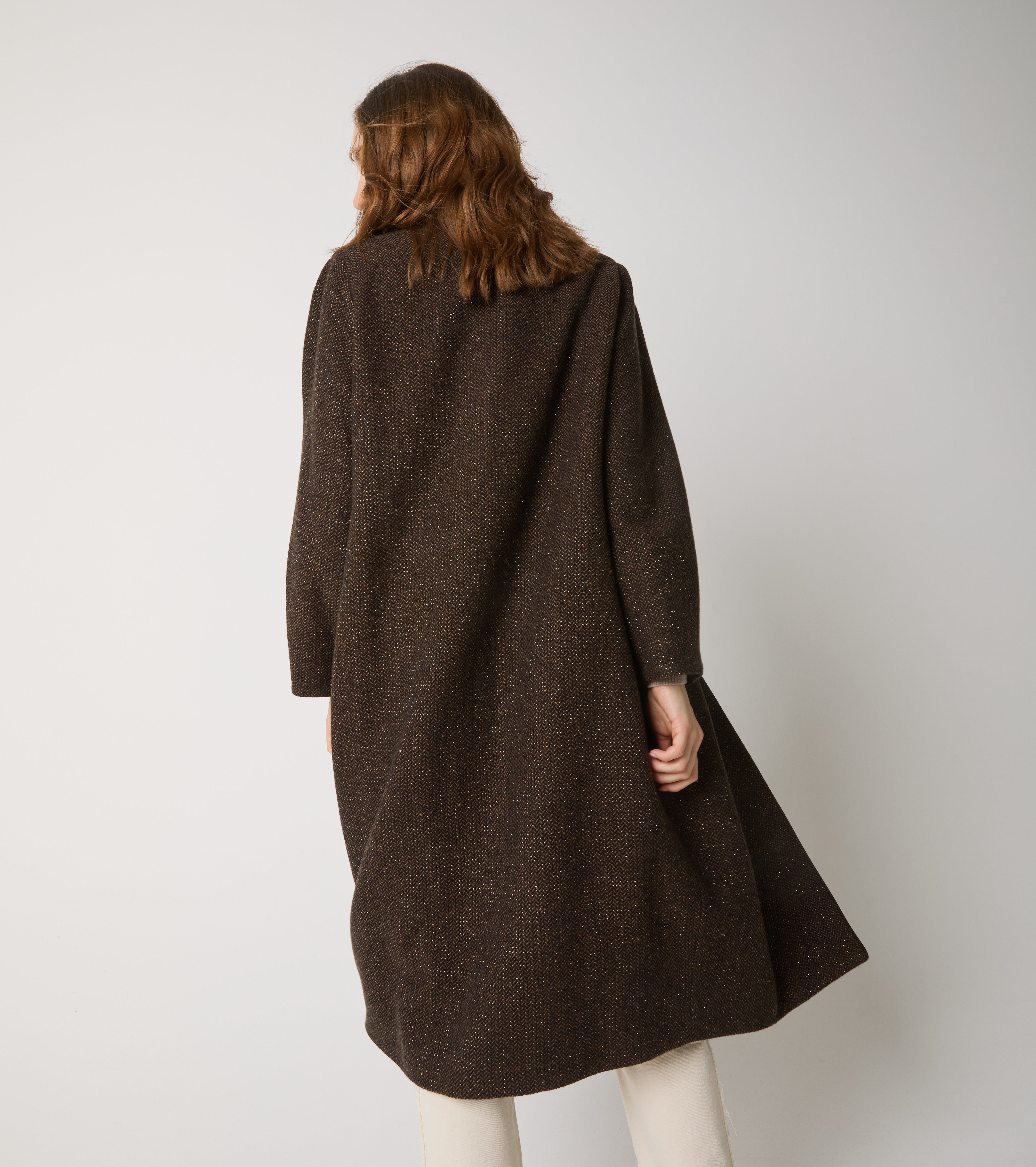 Abrigo de lana con solapas