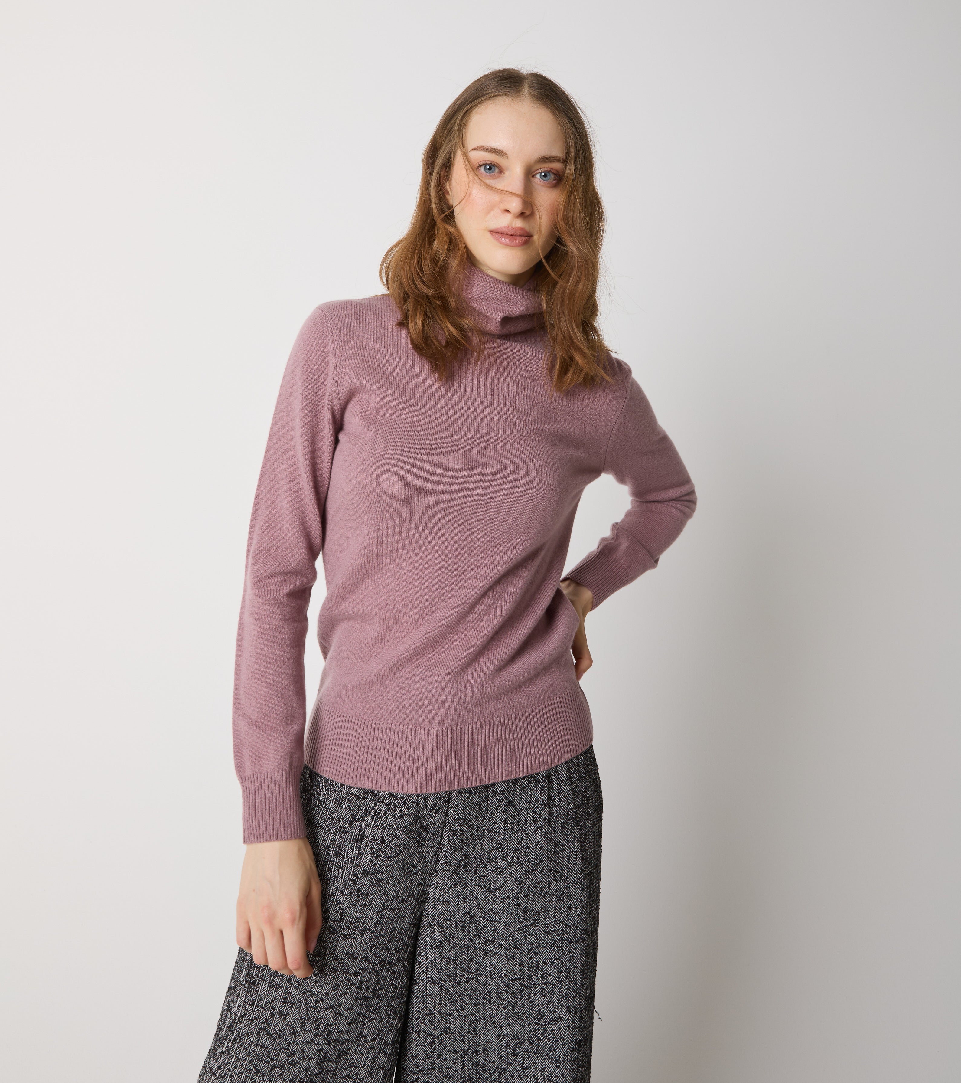 Cuello alto de cachemira