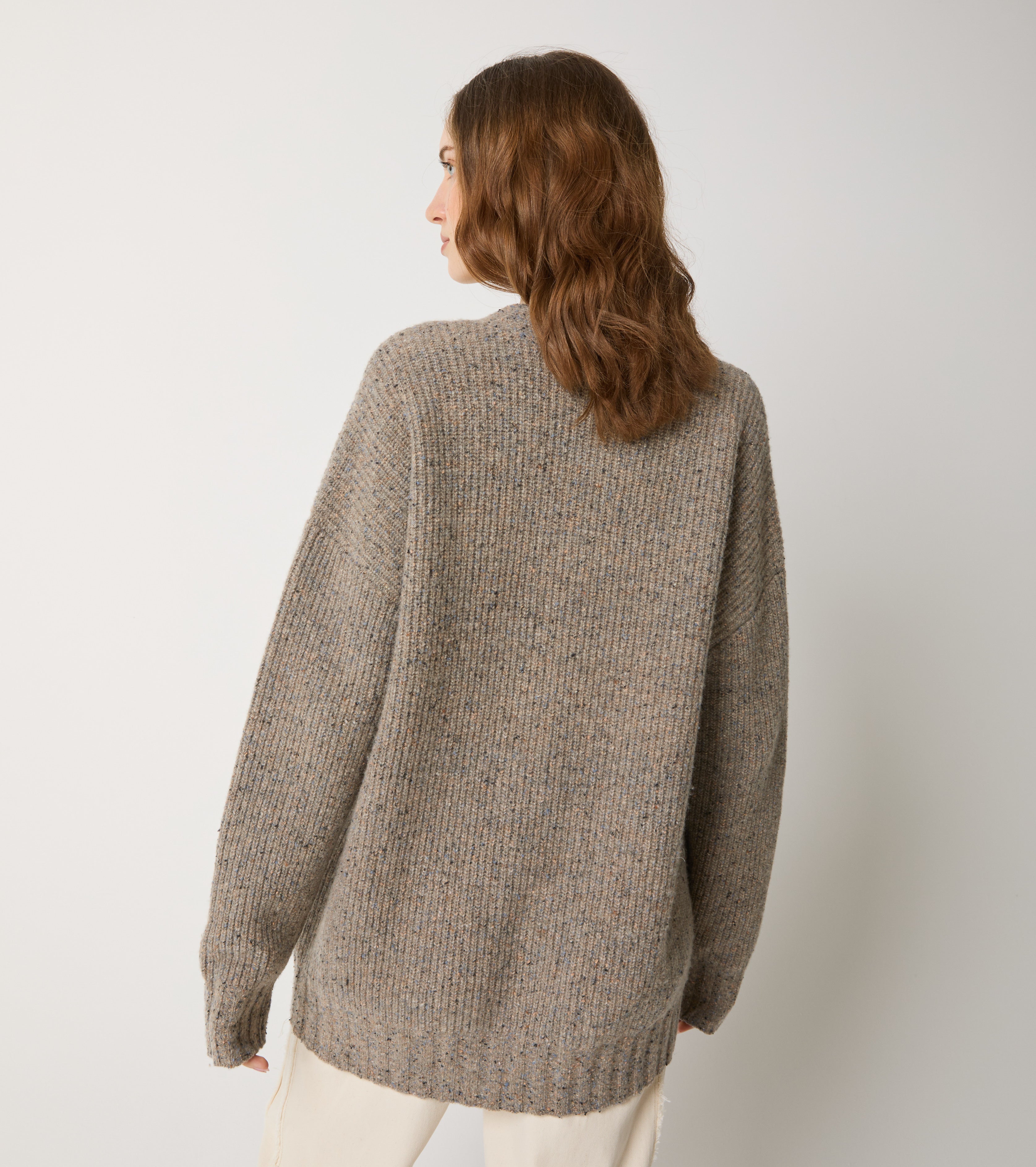 Cárdigan de lana con cuello en V