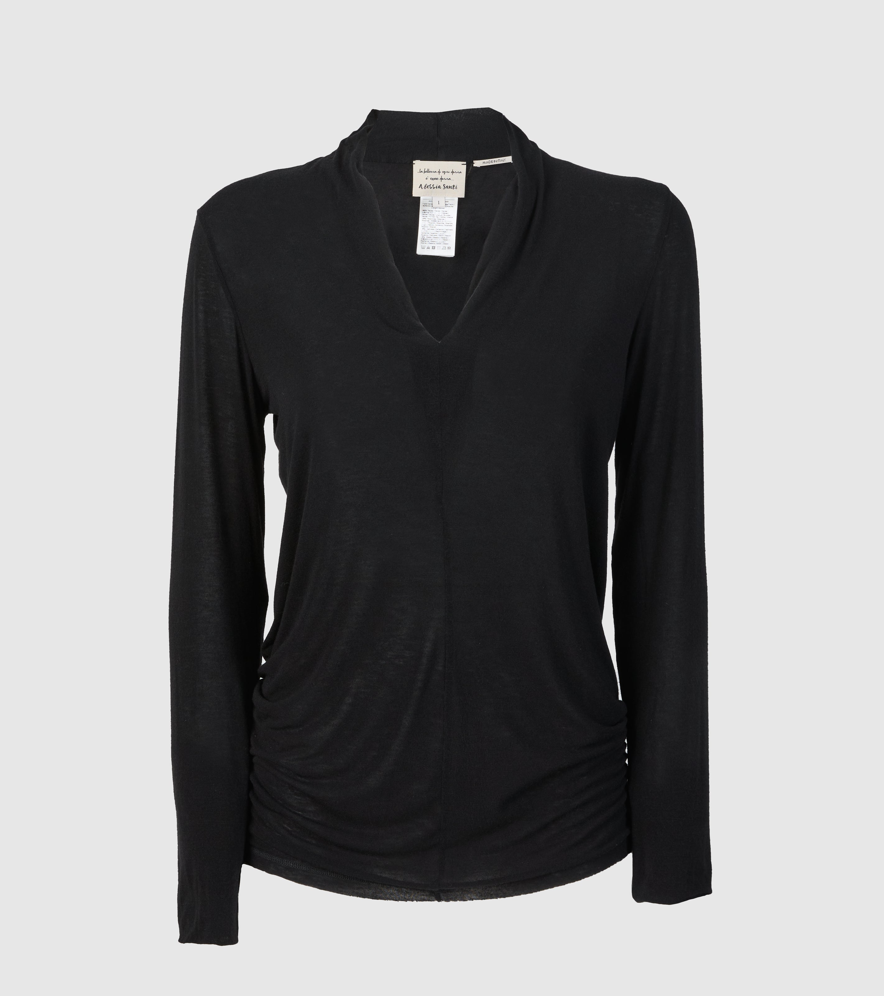 T-shirt in cashmere con scollo a V