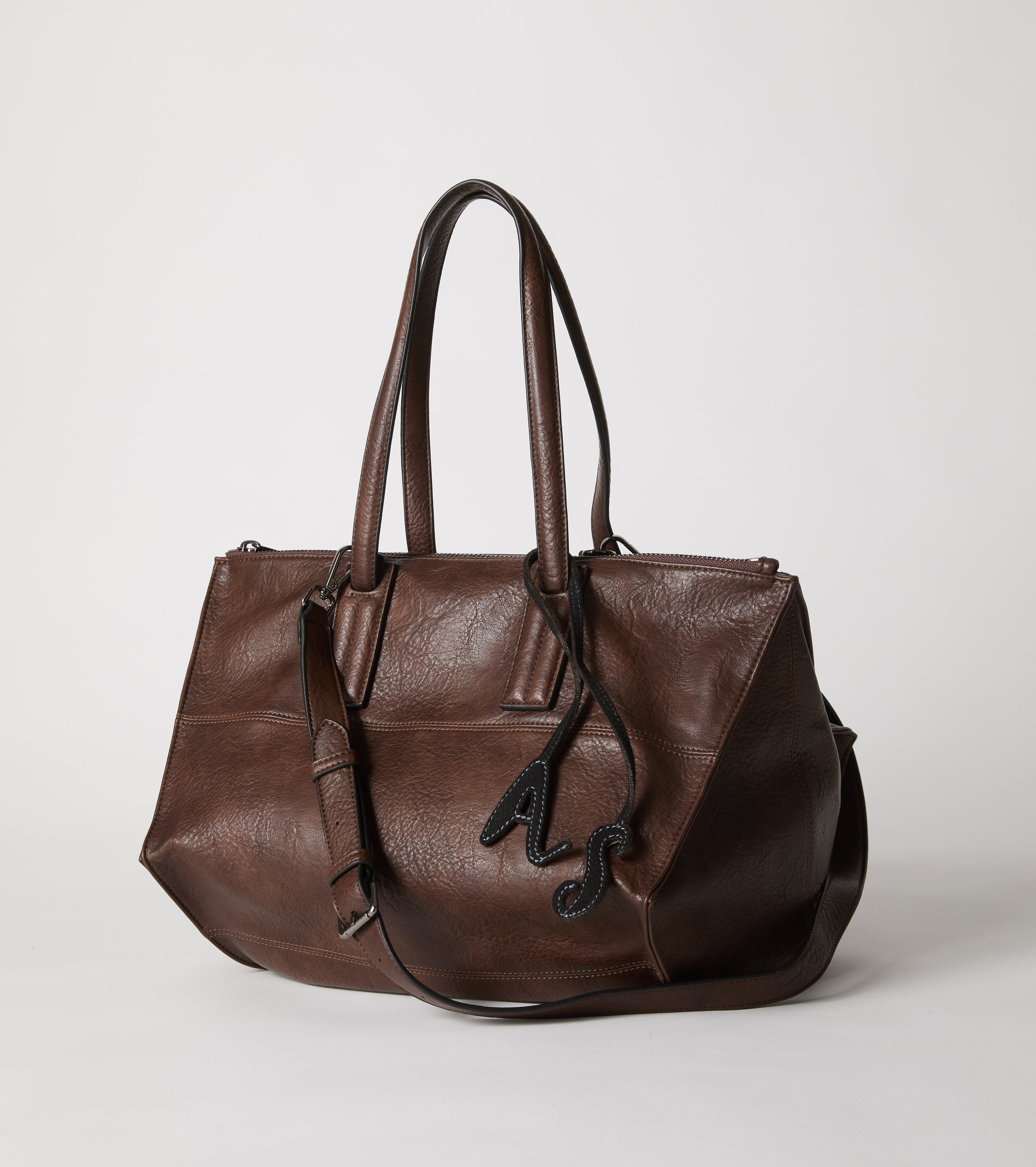 Shopping bag with shoulder strap