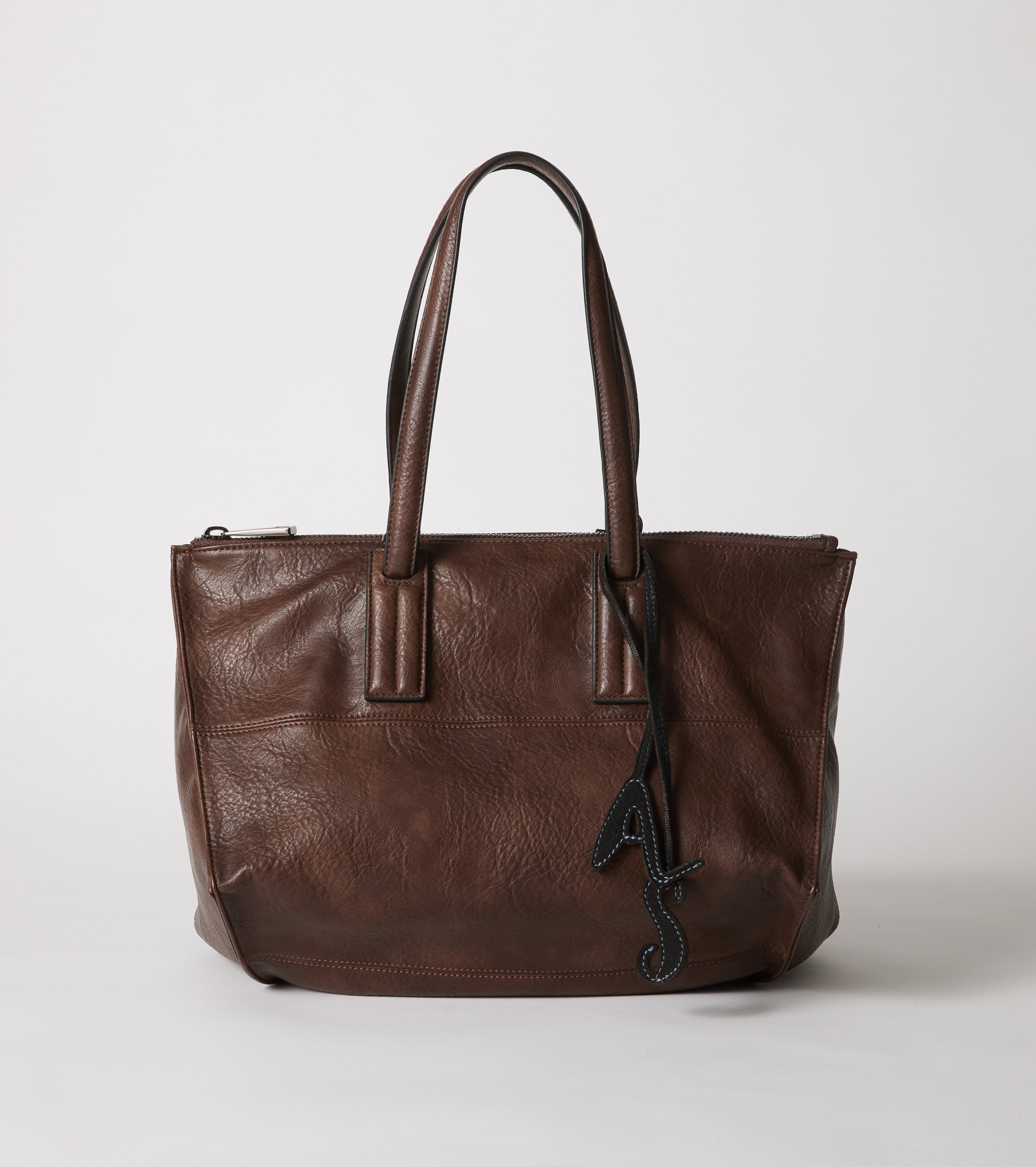 Shopping bag with shoulder strap