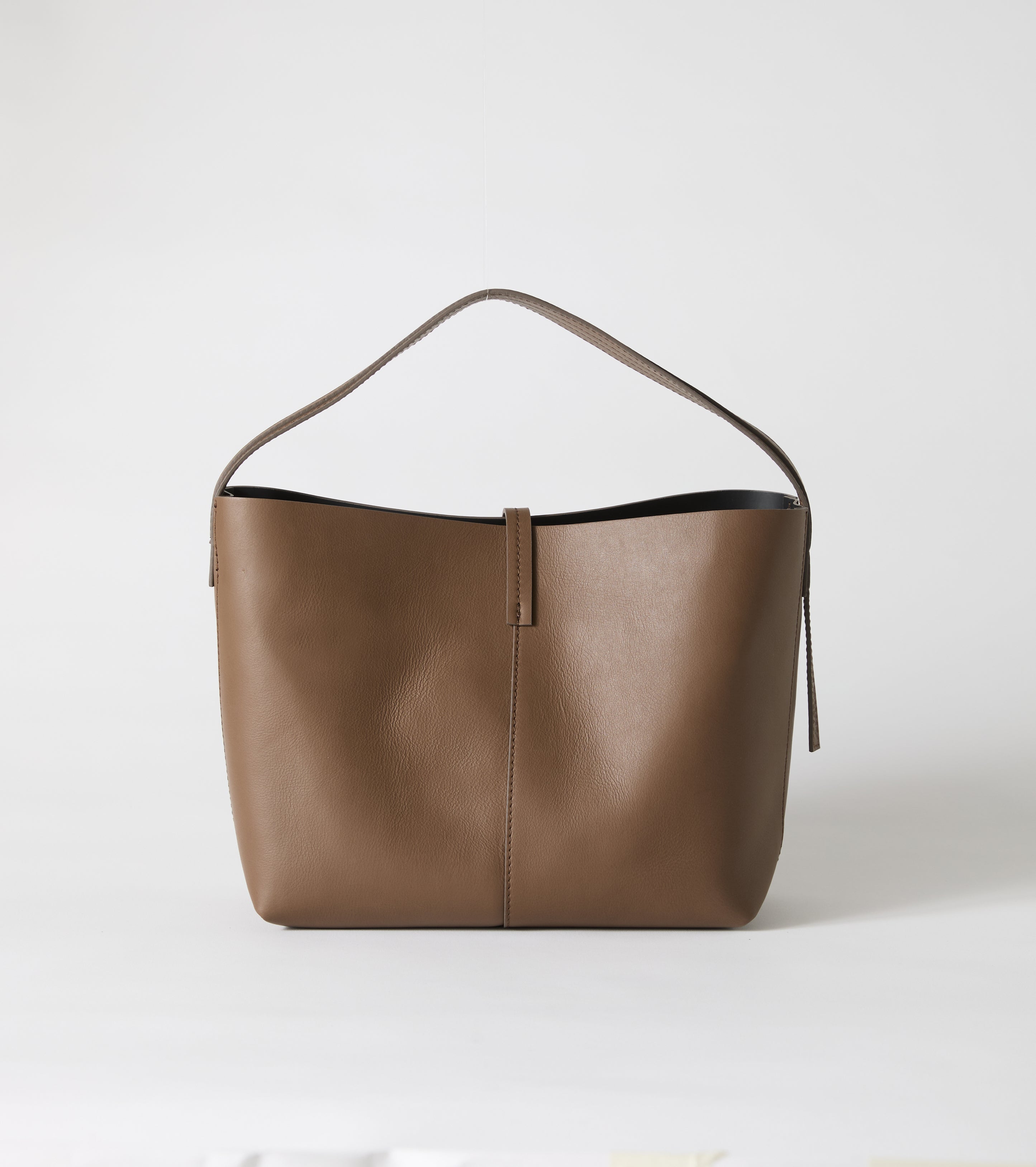 Borsa a spalla in pelle con lettering