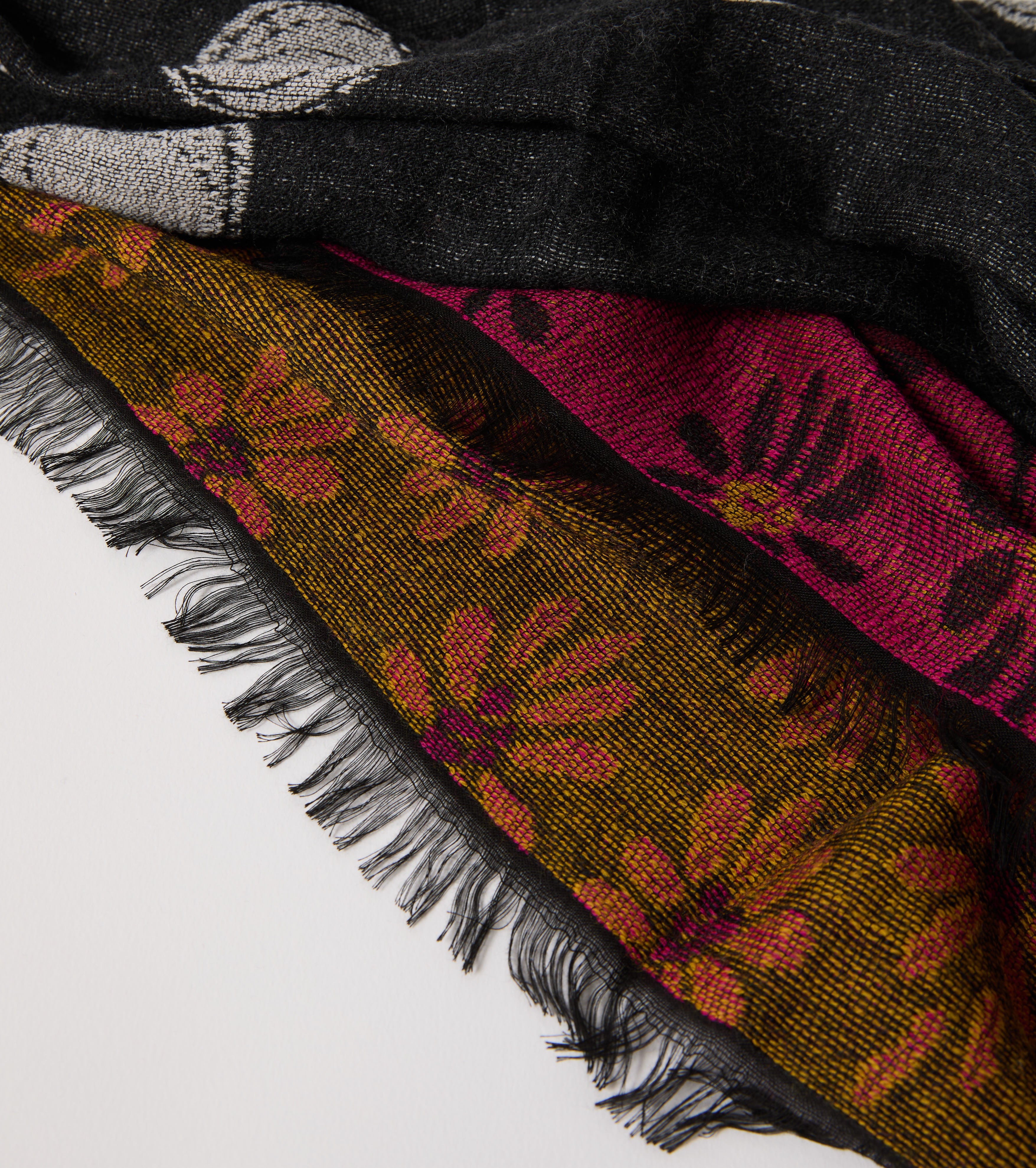 Sciarpa in filato di lana e alpaca jacquard