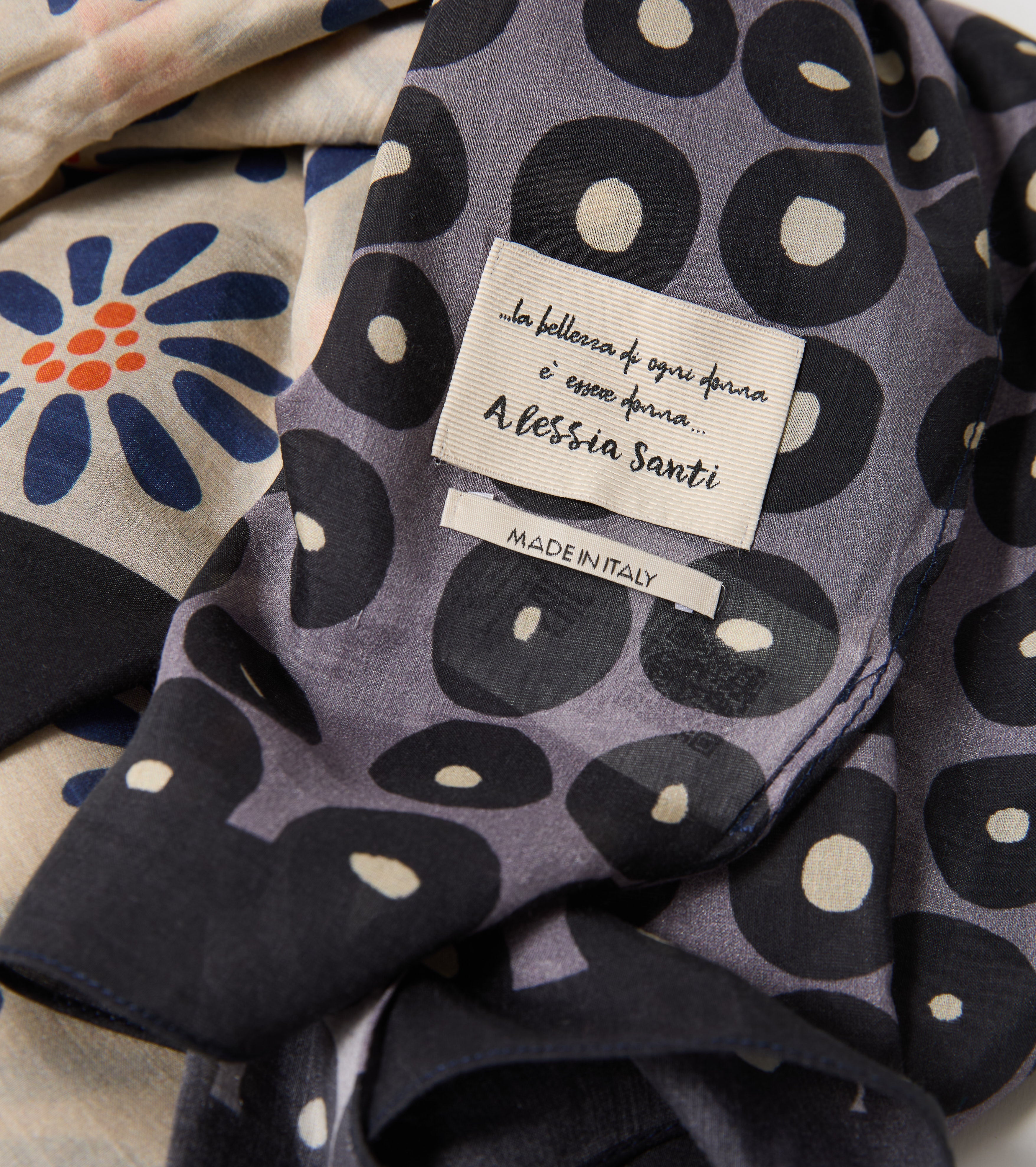 Pañuelo de algodón y seda con flores y lunares