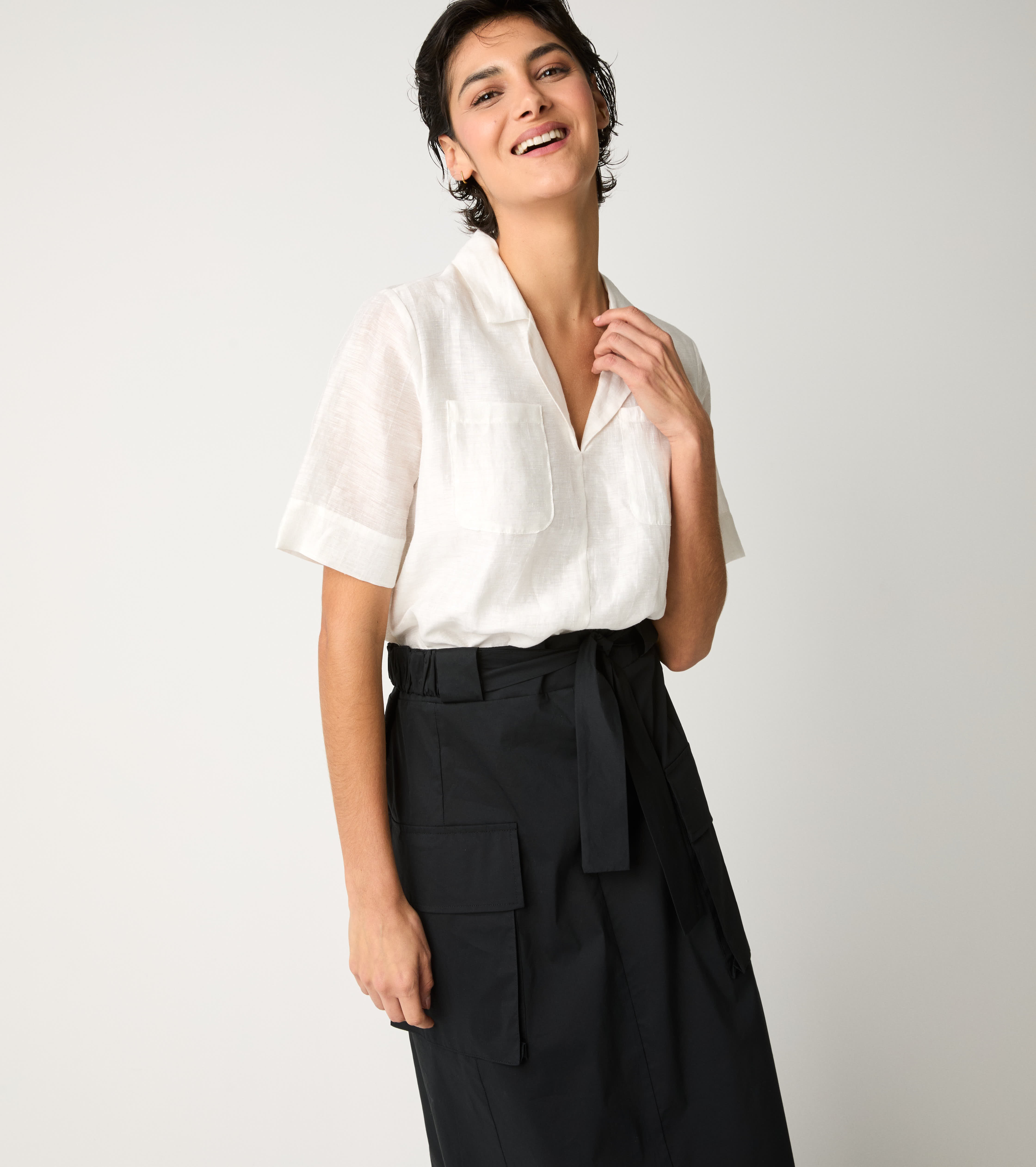 Abito in cotone e lino con cintura bianco