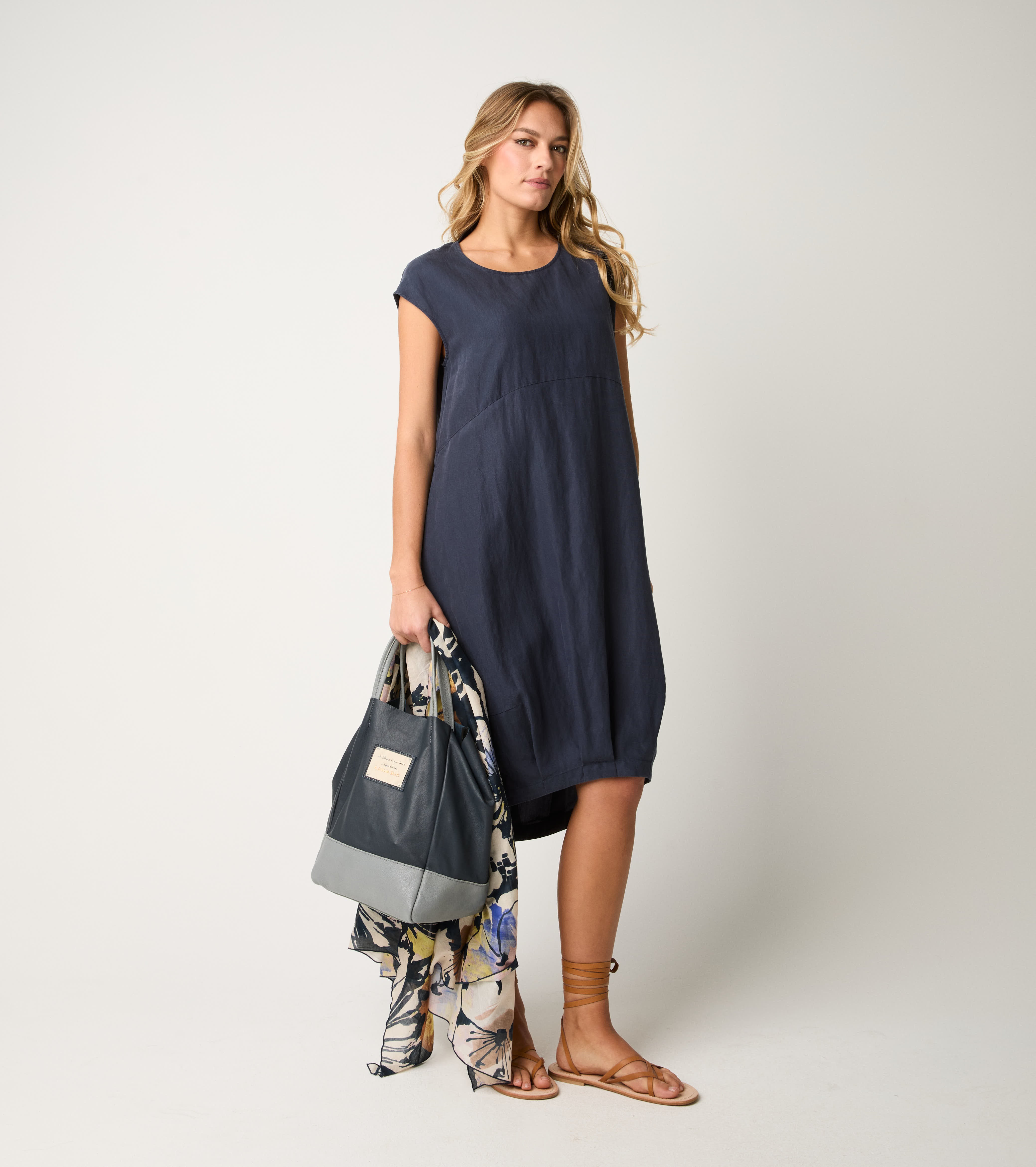 Blue round-neck dress