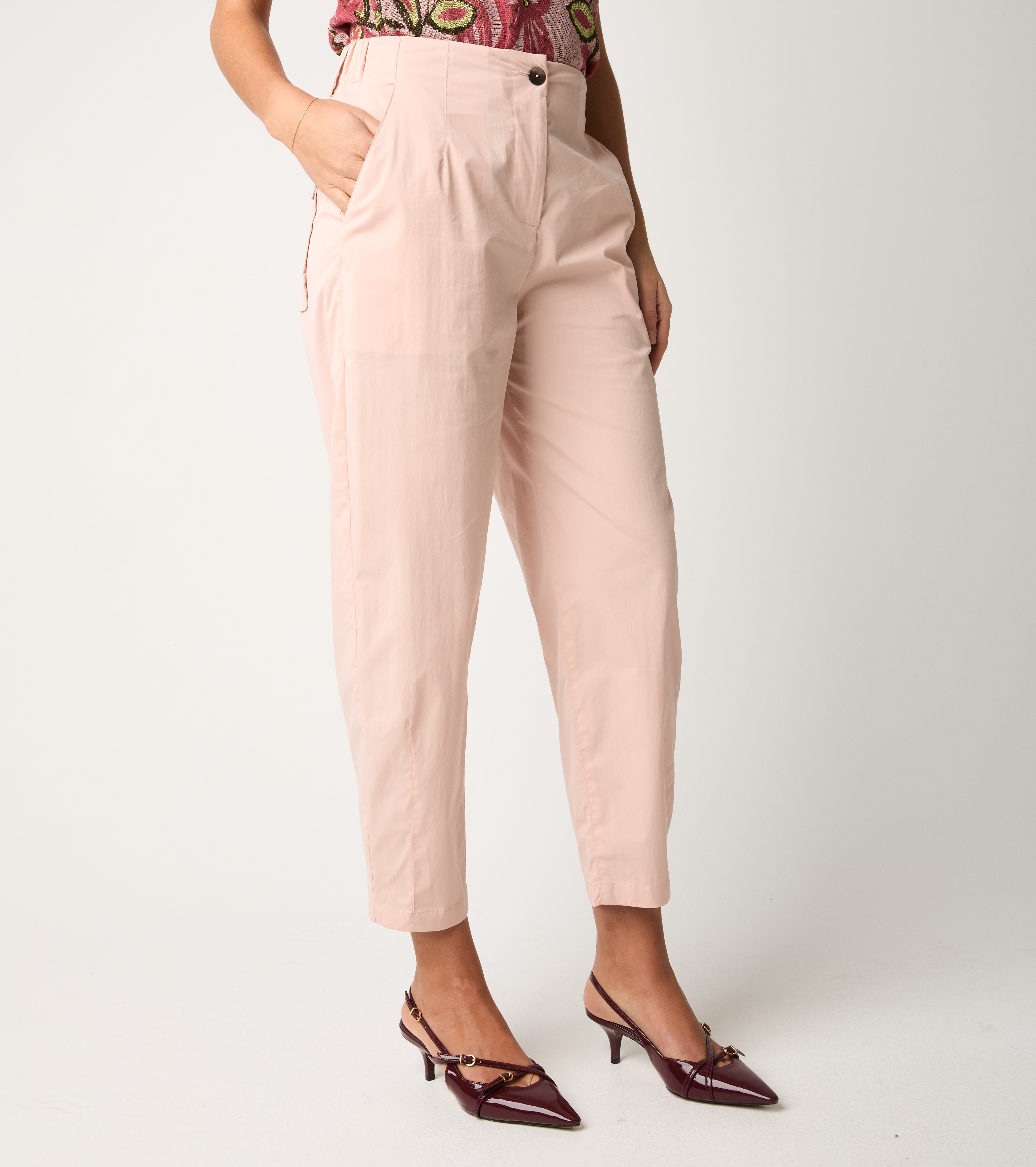 Pantaloni cropped in cotone stretch blush