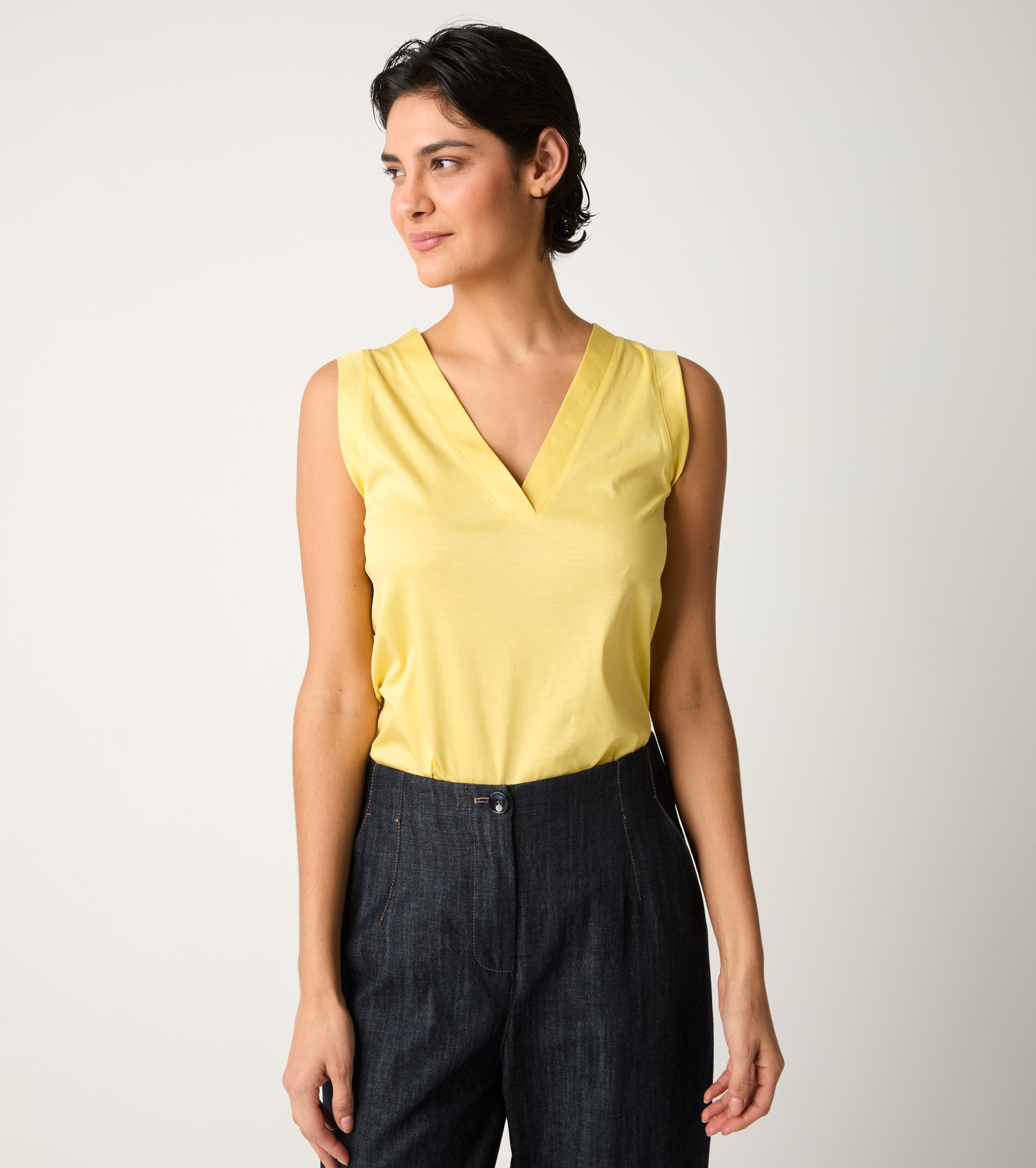 Top con scollo a V spezia
