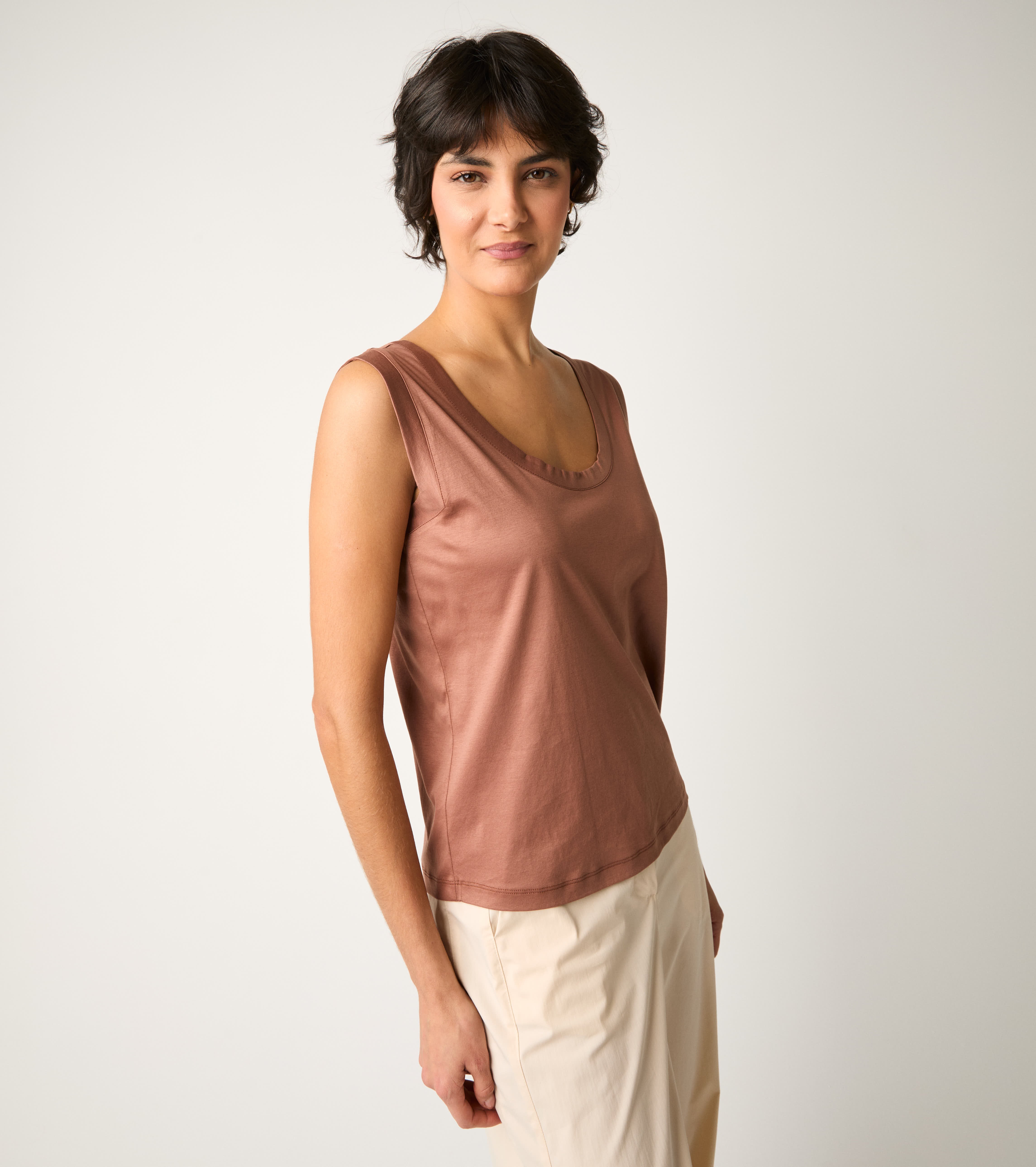 Top con scollo rotondo spezia