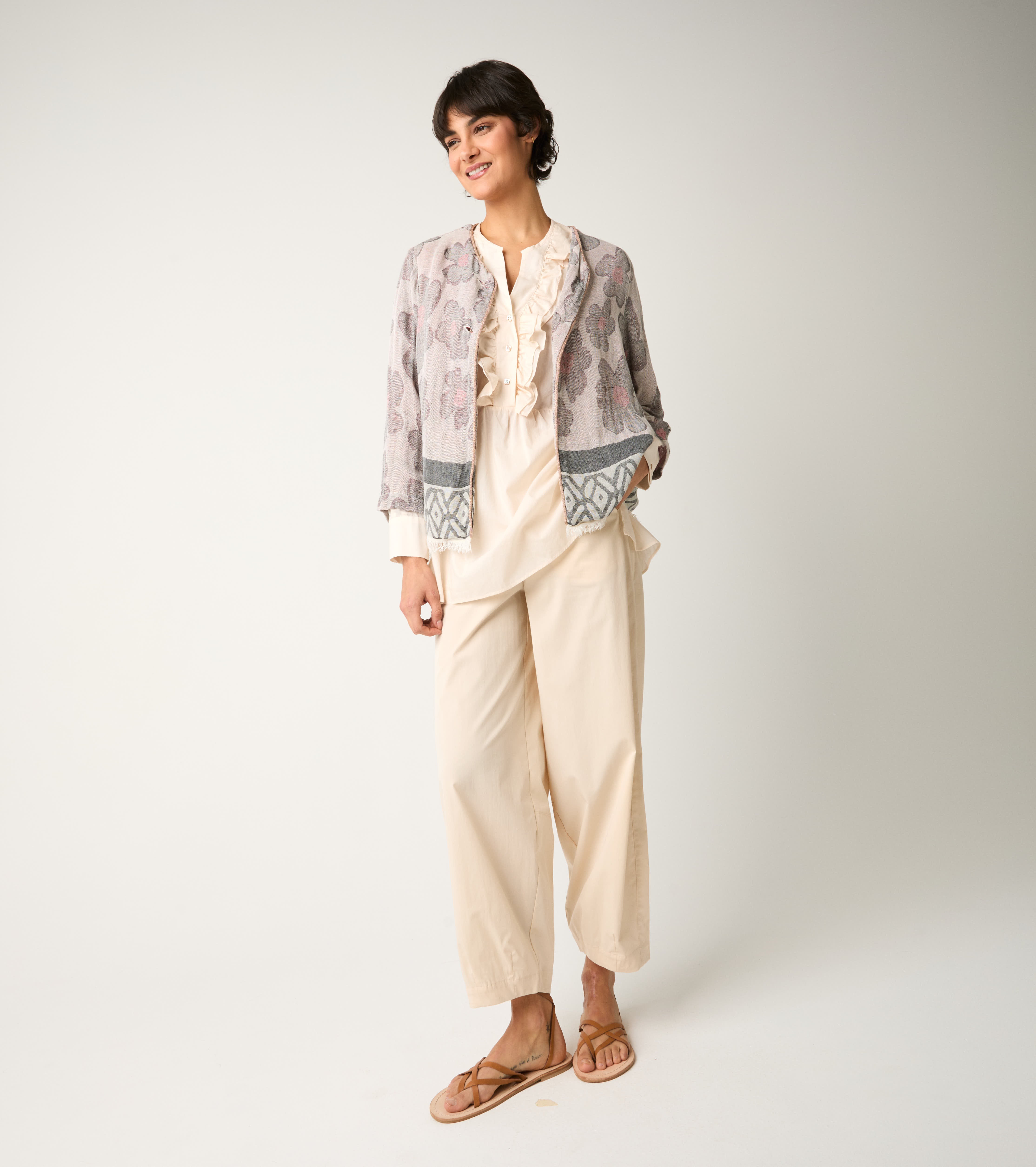 Блуза Salina с копчета и волани