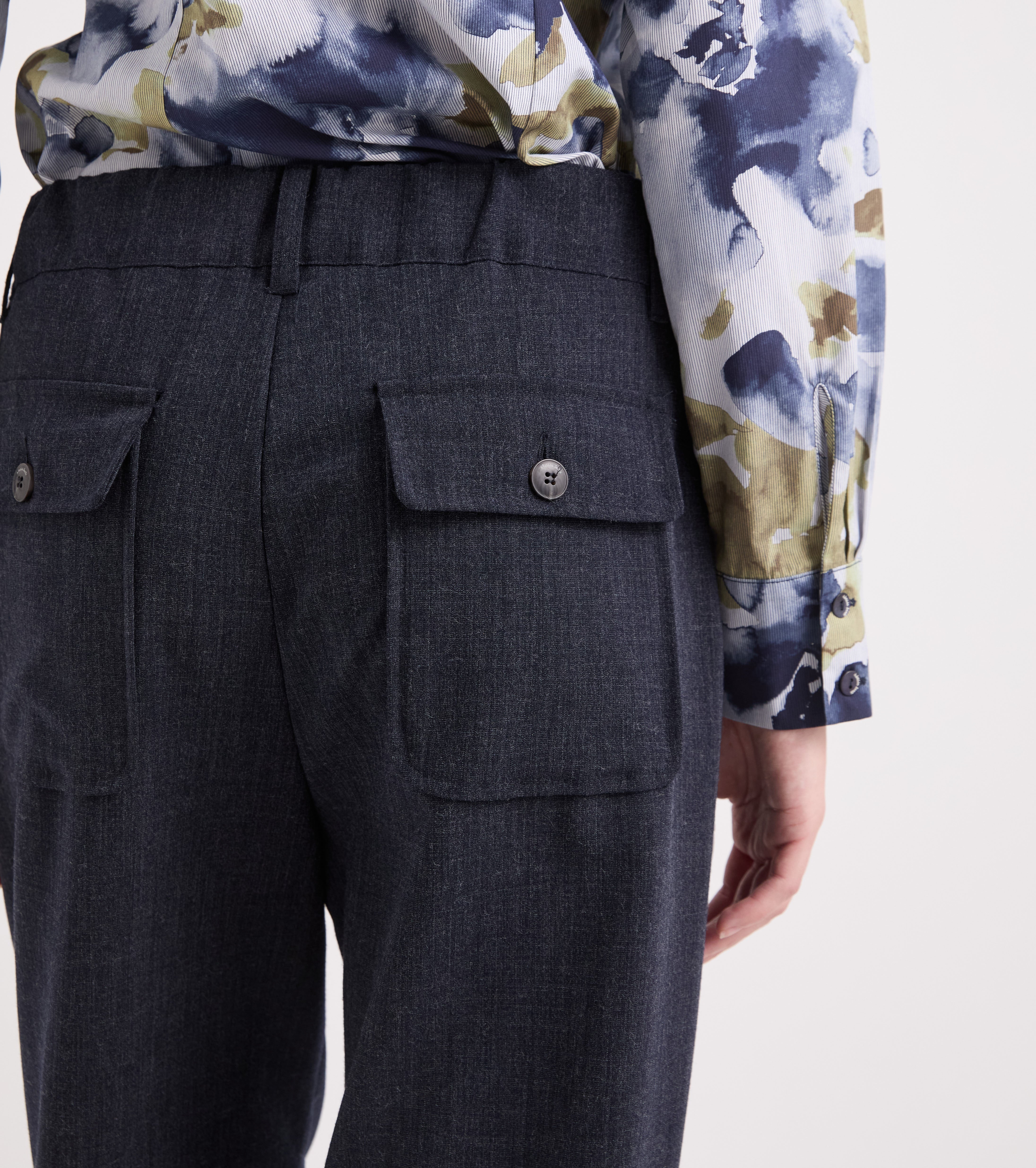 Pantaloni stretch in viscosa nero