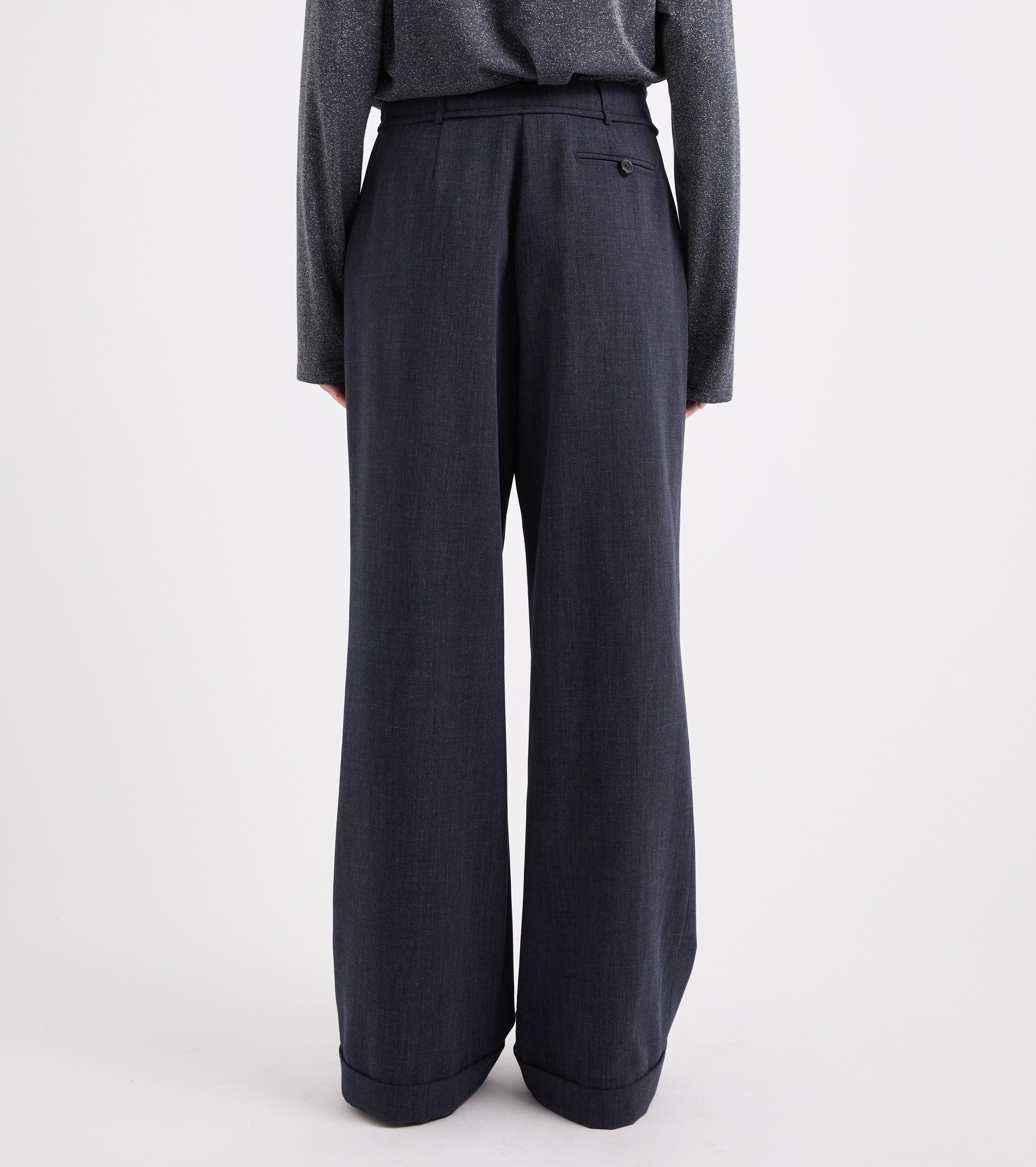Pantaloni a vita alta con risvolto nero