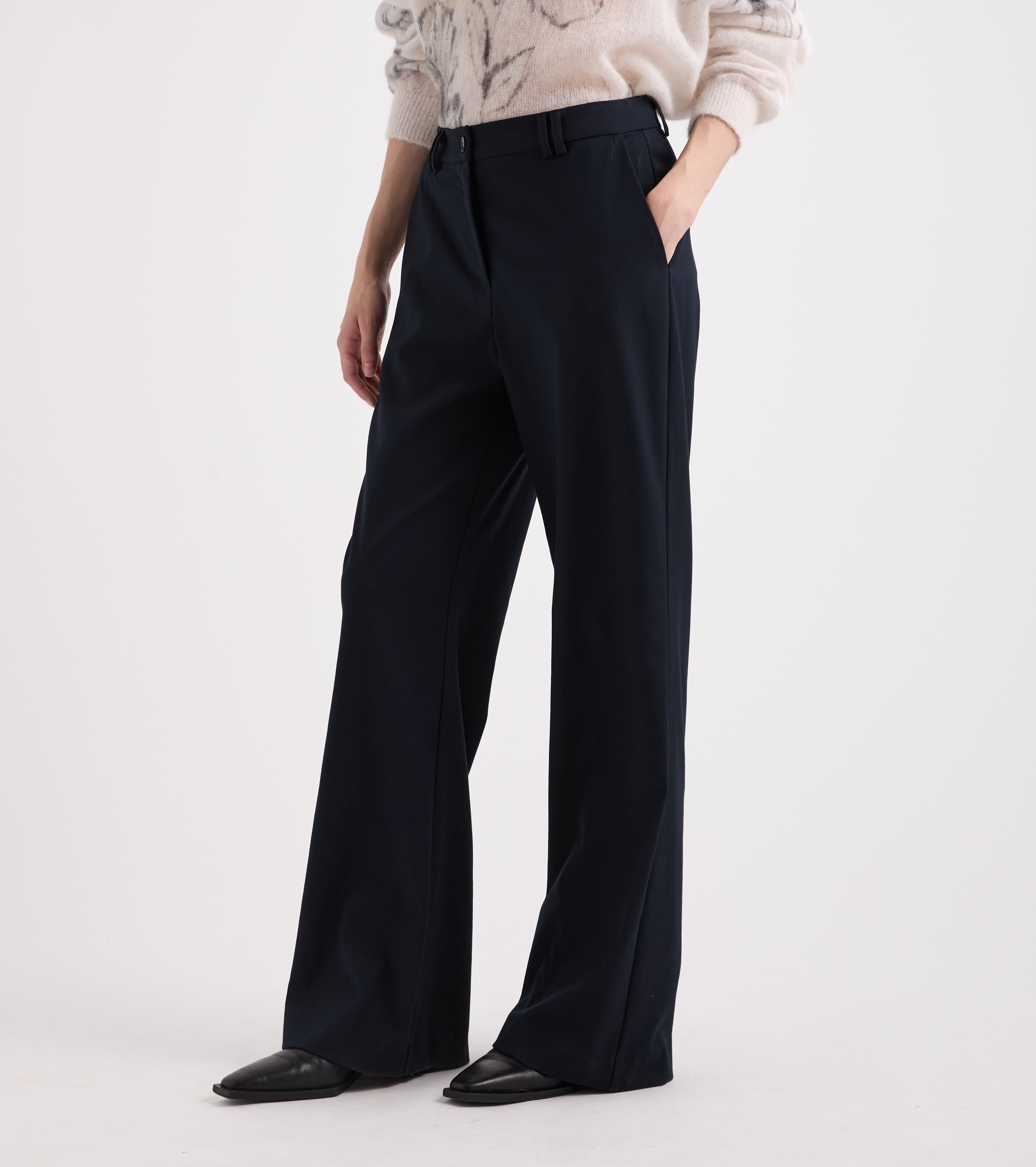 Pantaloni in viscosa stretch con piega multicolor