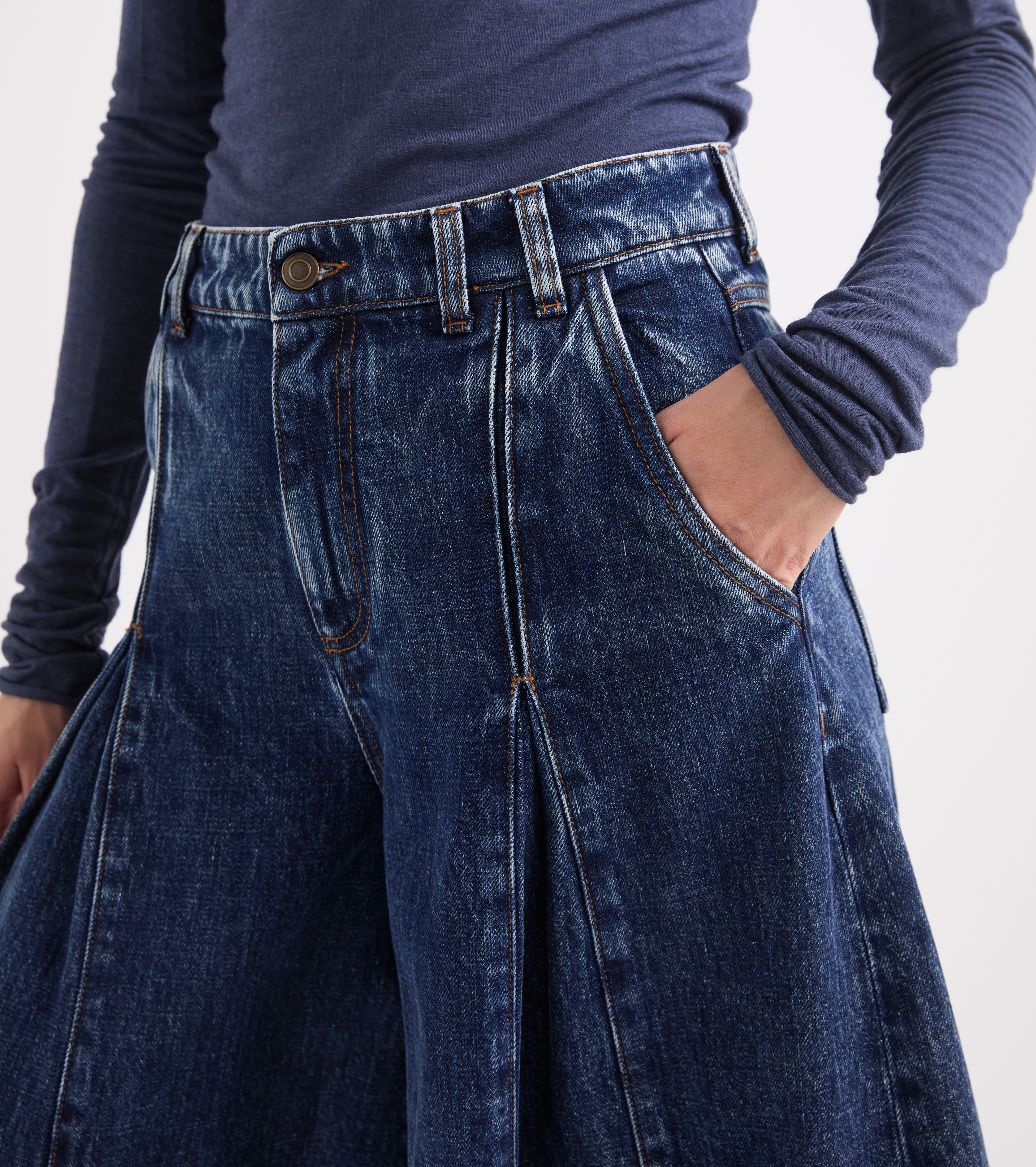 Jeans in cotone con pieghe nero