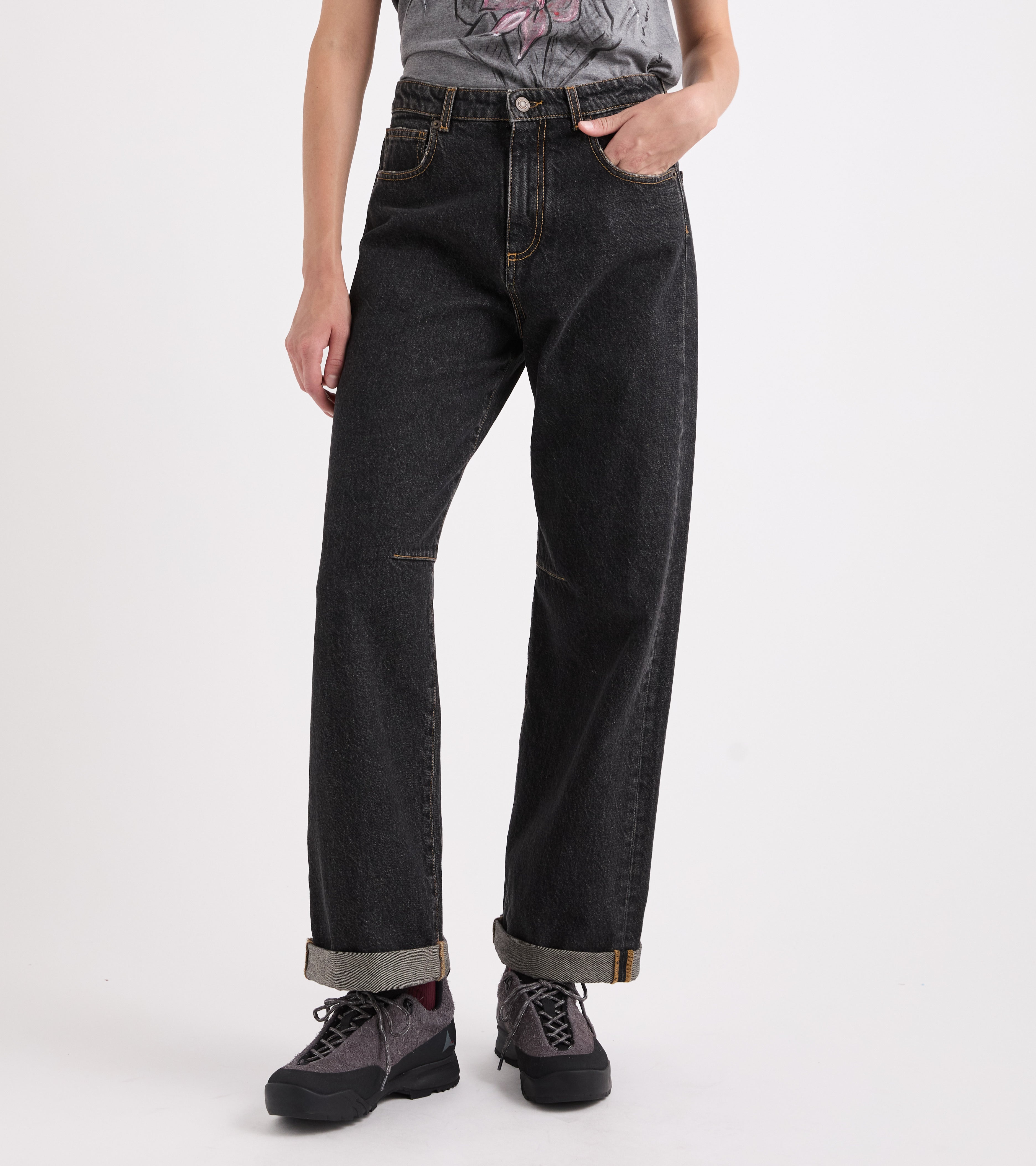 Jeans cinque tasche in cotone effetto used nero