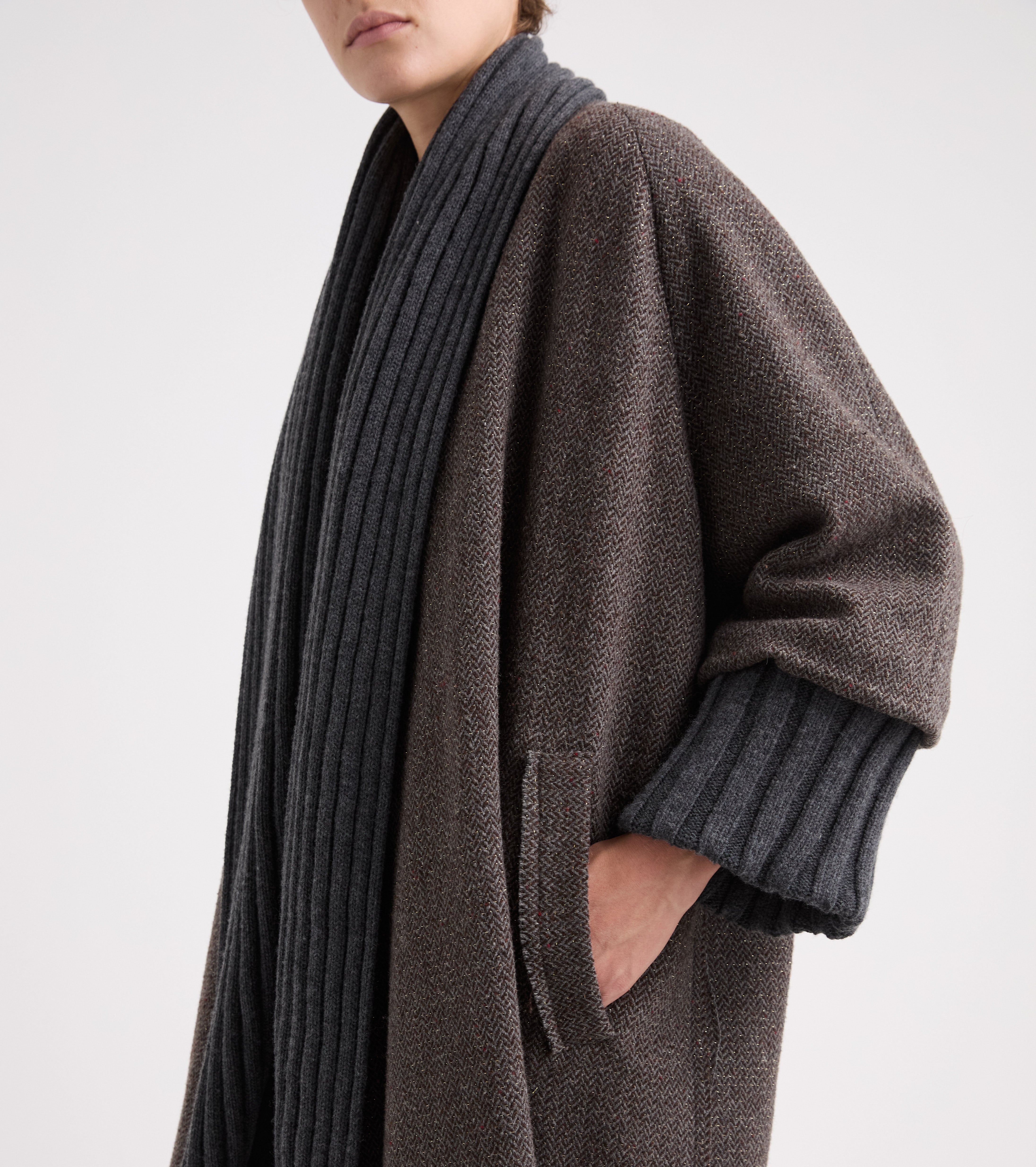 Cappotto con dettagli in maglia a coste ebano grigio