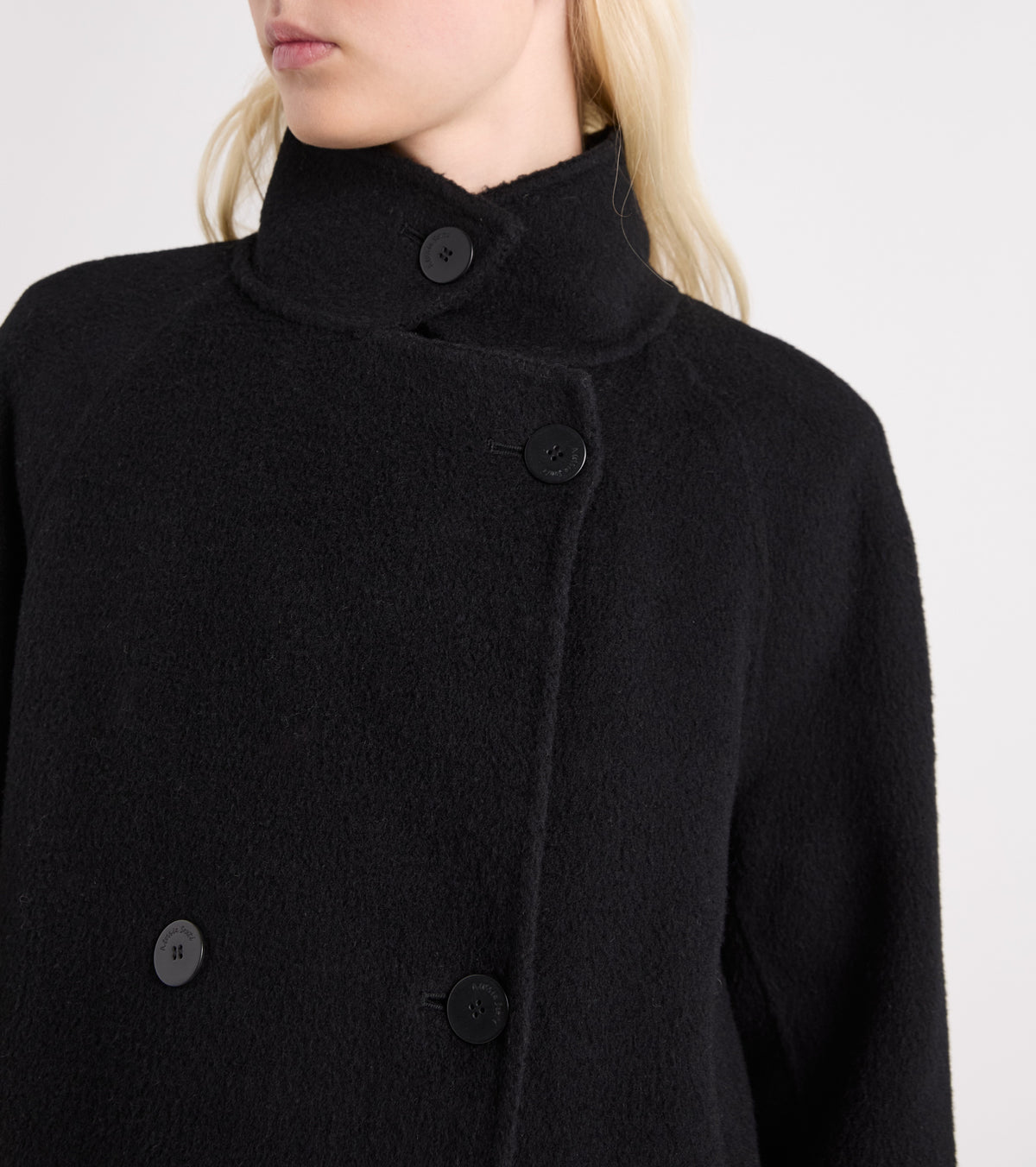 Cappotto in panno con collo alto nero