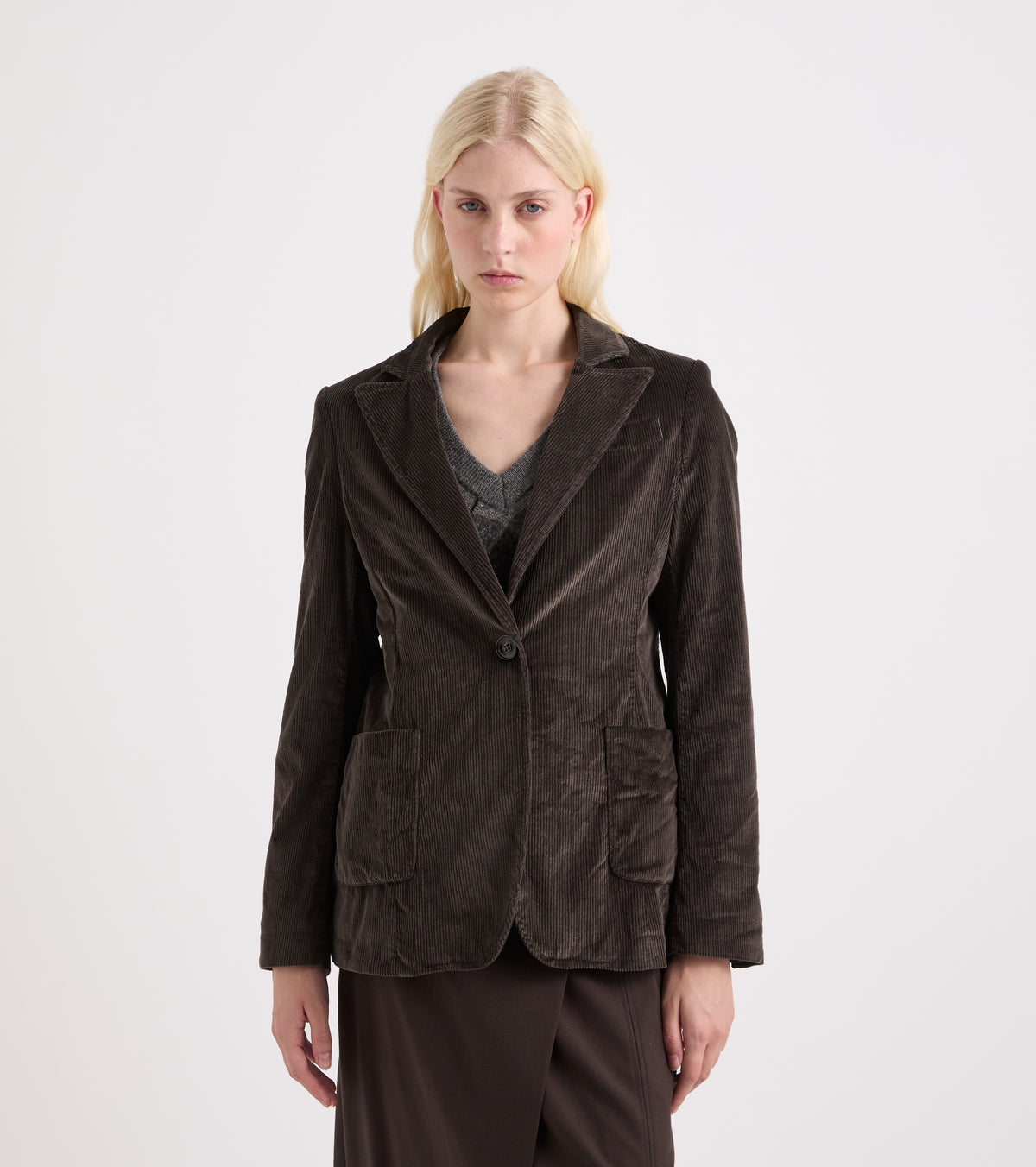 Blazer monopetto con revers a lancia bianco e nero
