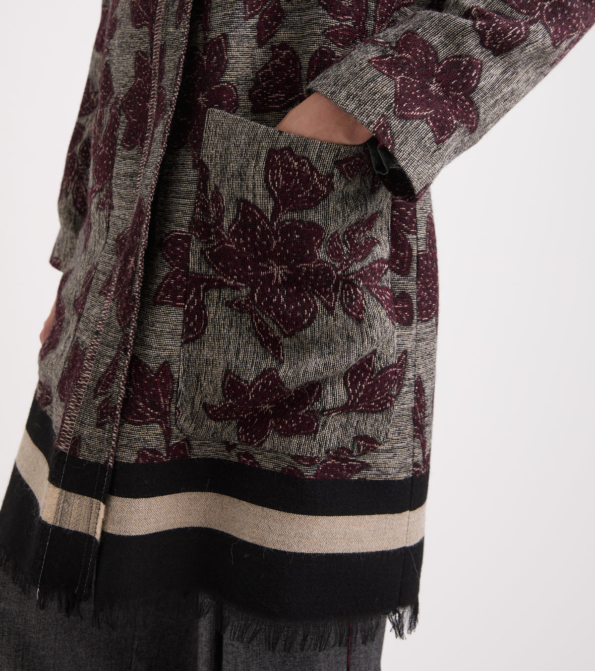 Cappotto jacquard con zip nero