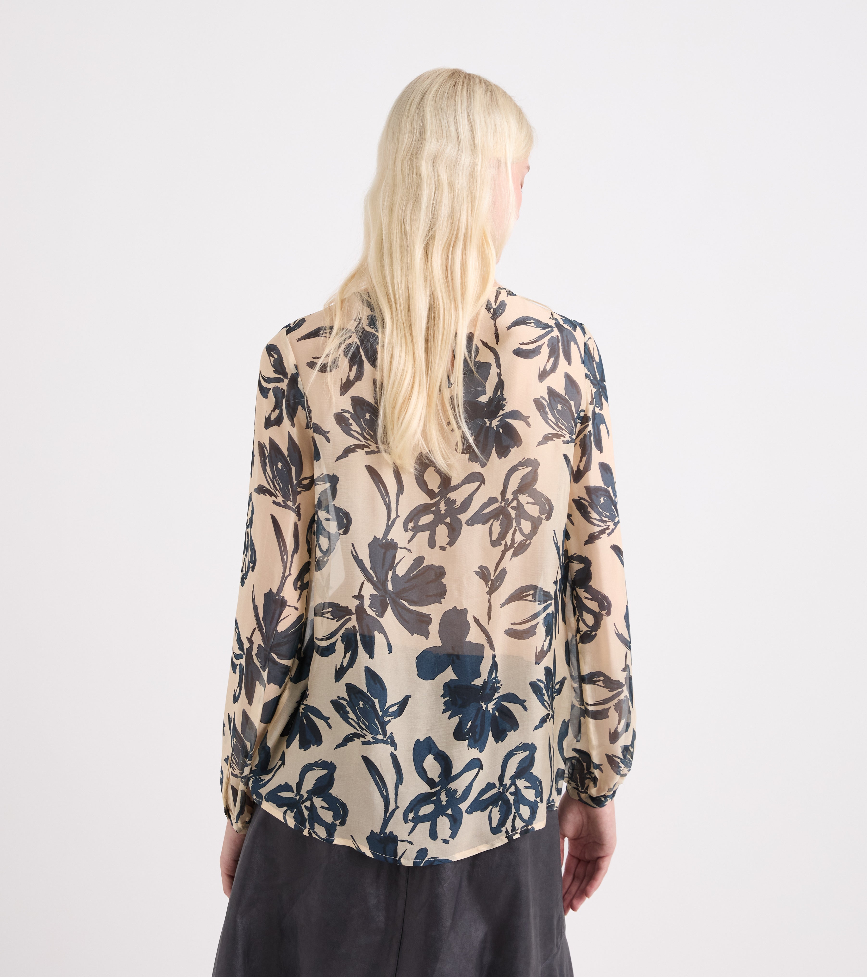 Blusa stampata con scollo rotondo nero