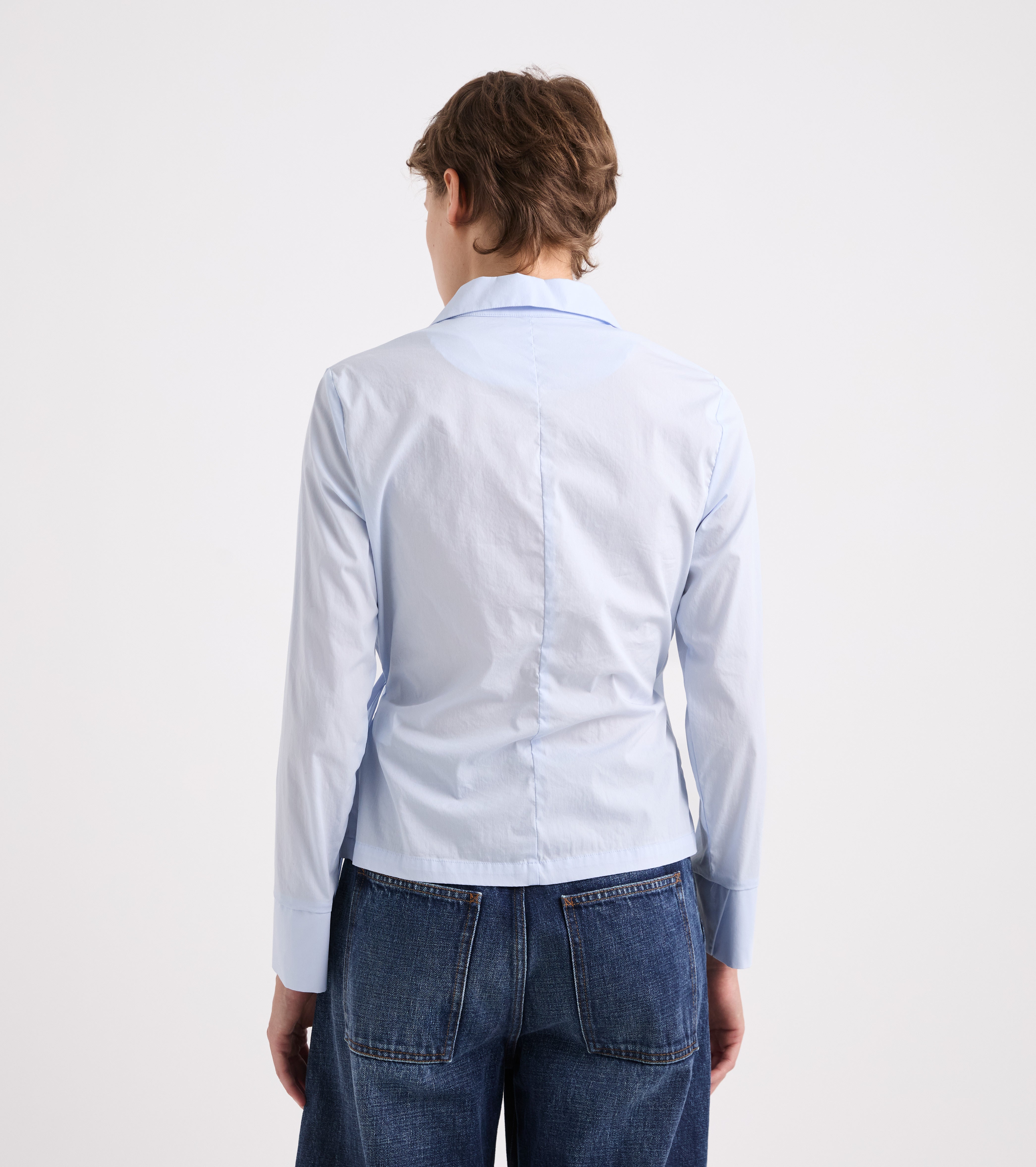 Stretchbluse med V-udskæring i glas