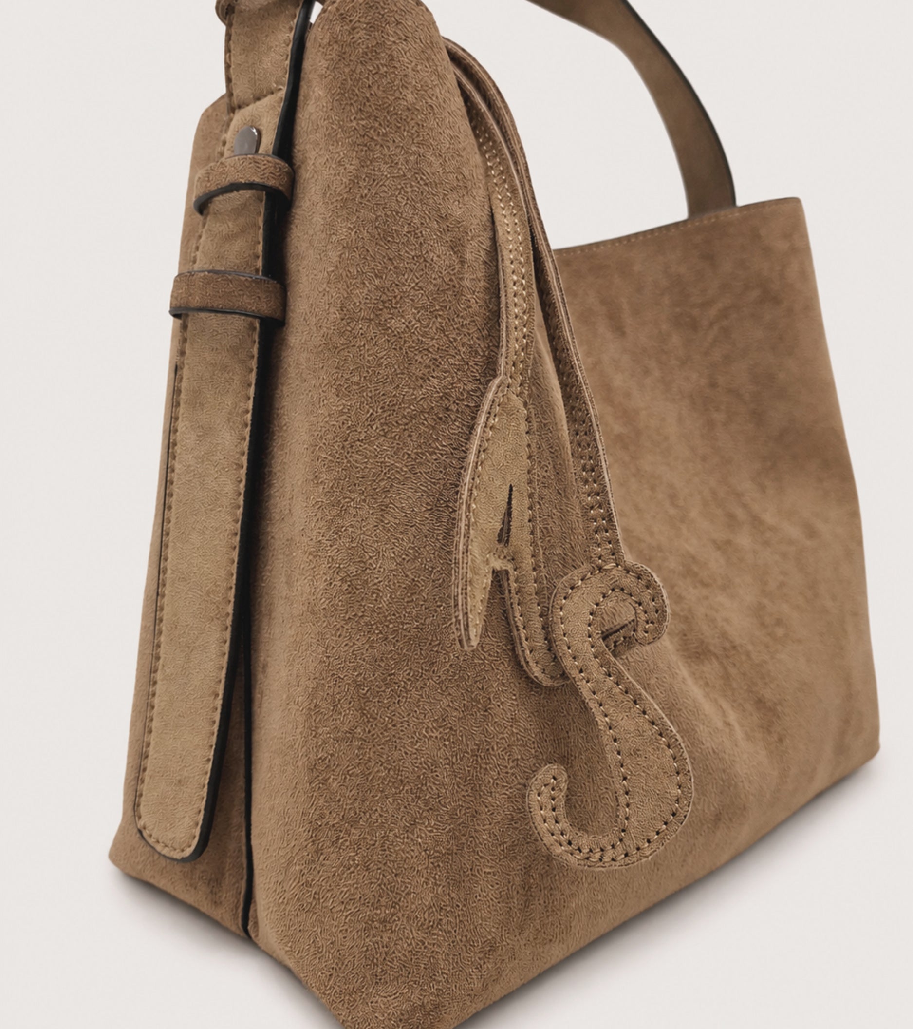Borsa a secchiello in ecopelle scamosciata ermellino