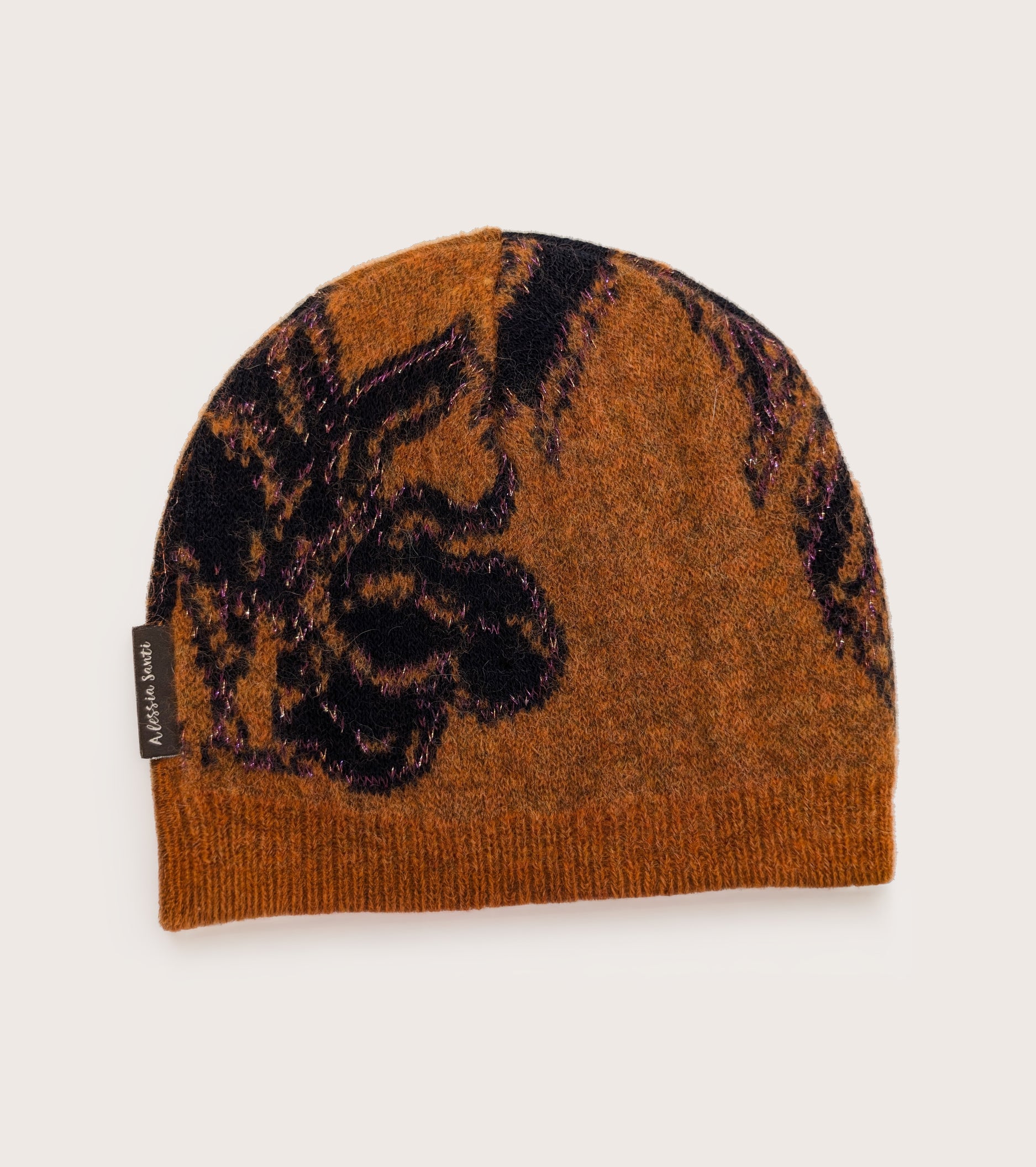 Beanie-hue i bomuld og alpaca i farverne orange og navy