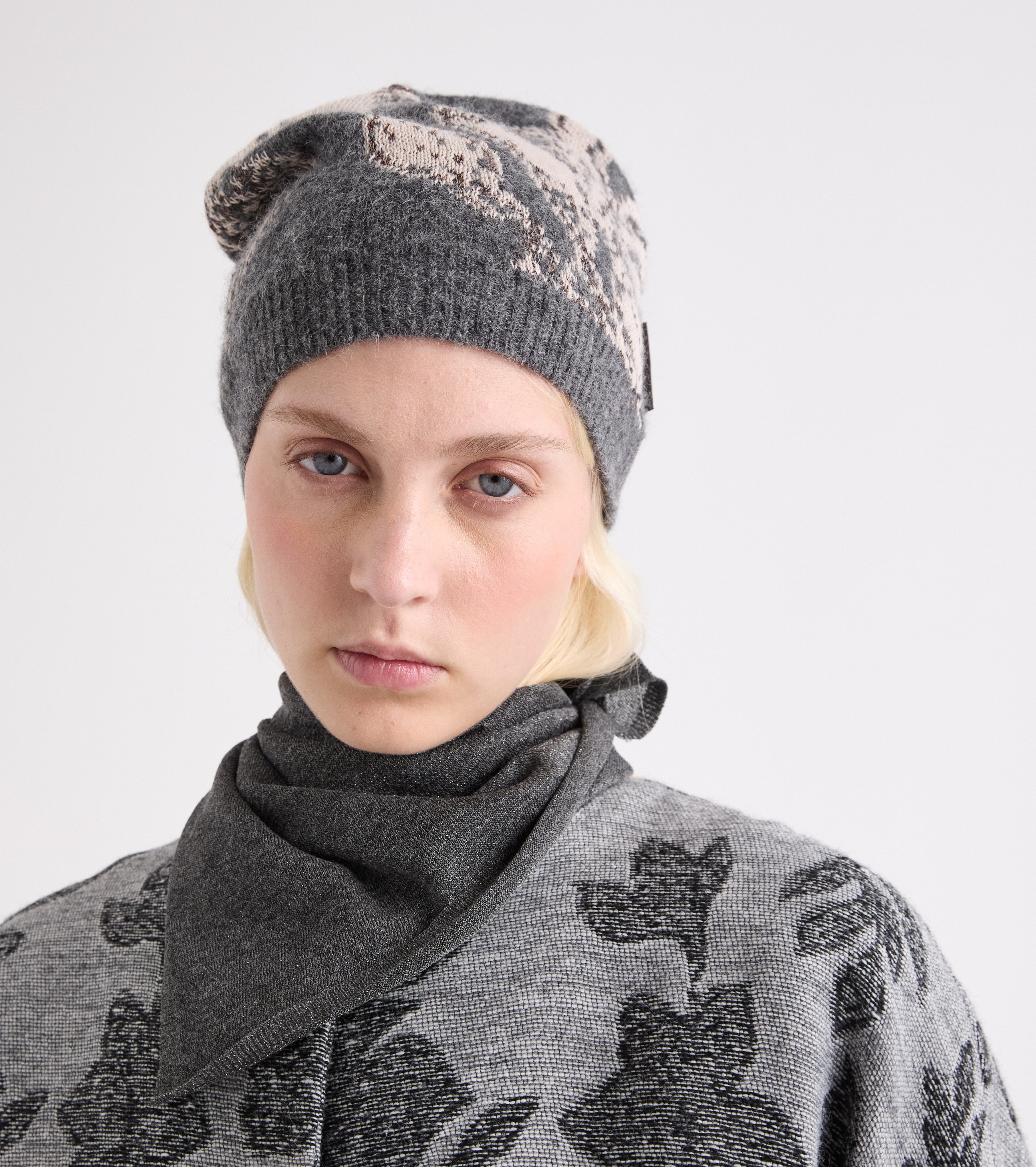 Beanie-hue i bomuld og alpaca, gråbeige