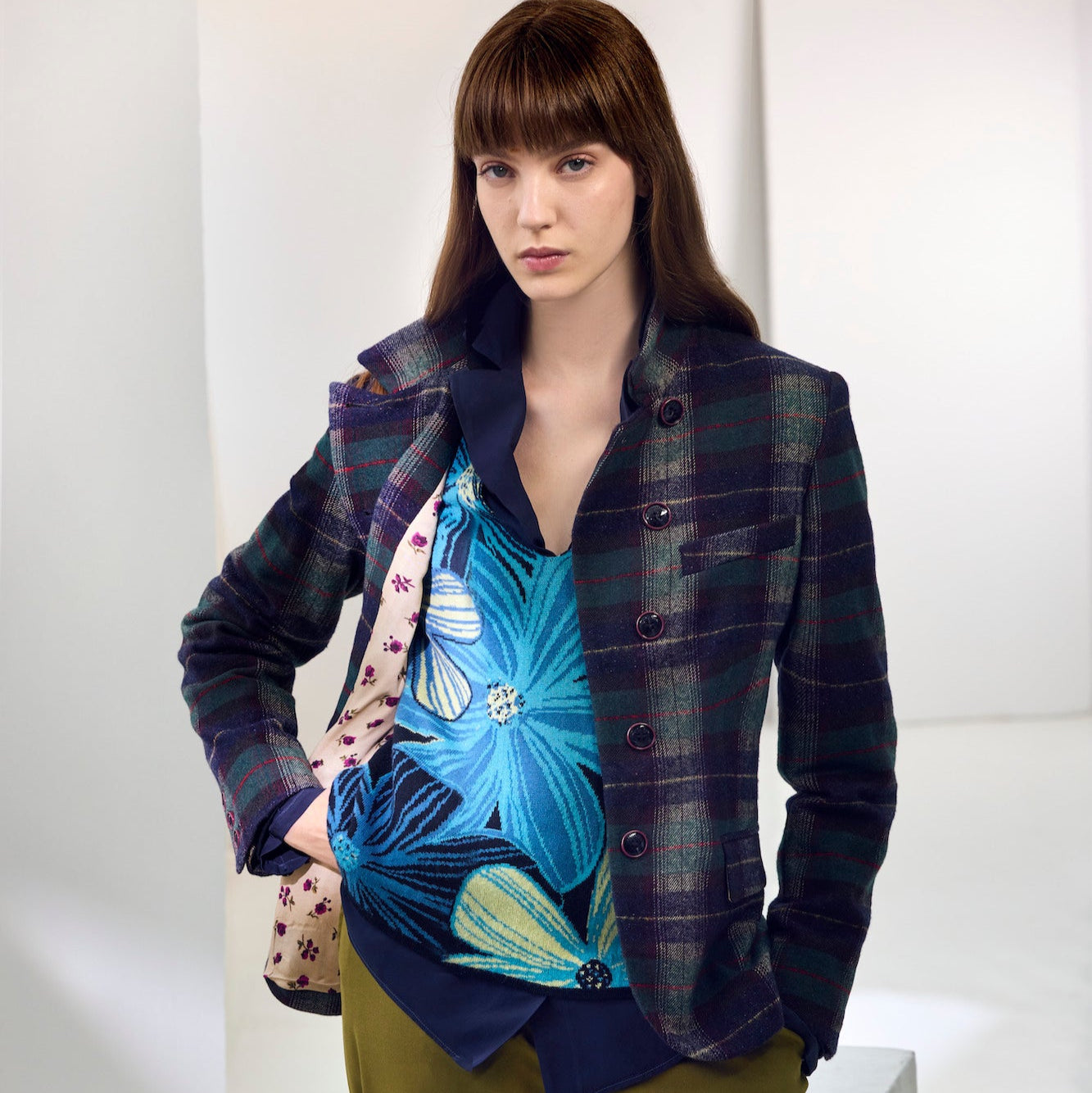 Jacket with mandarin collar
